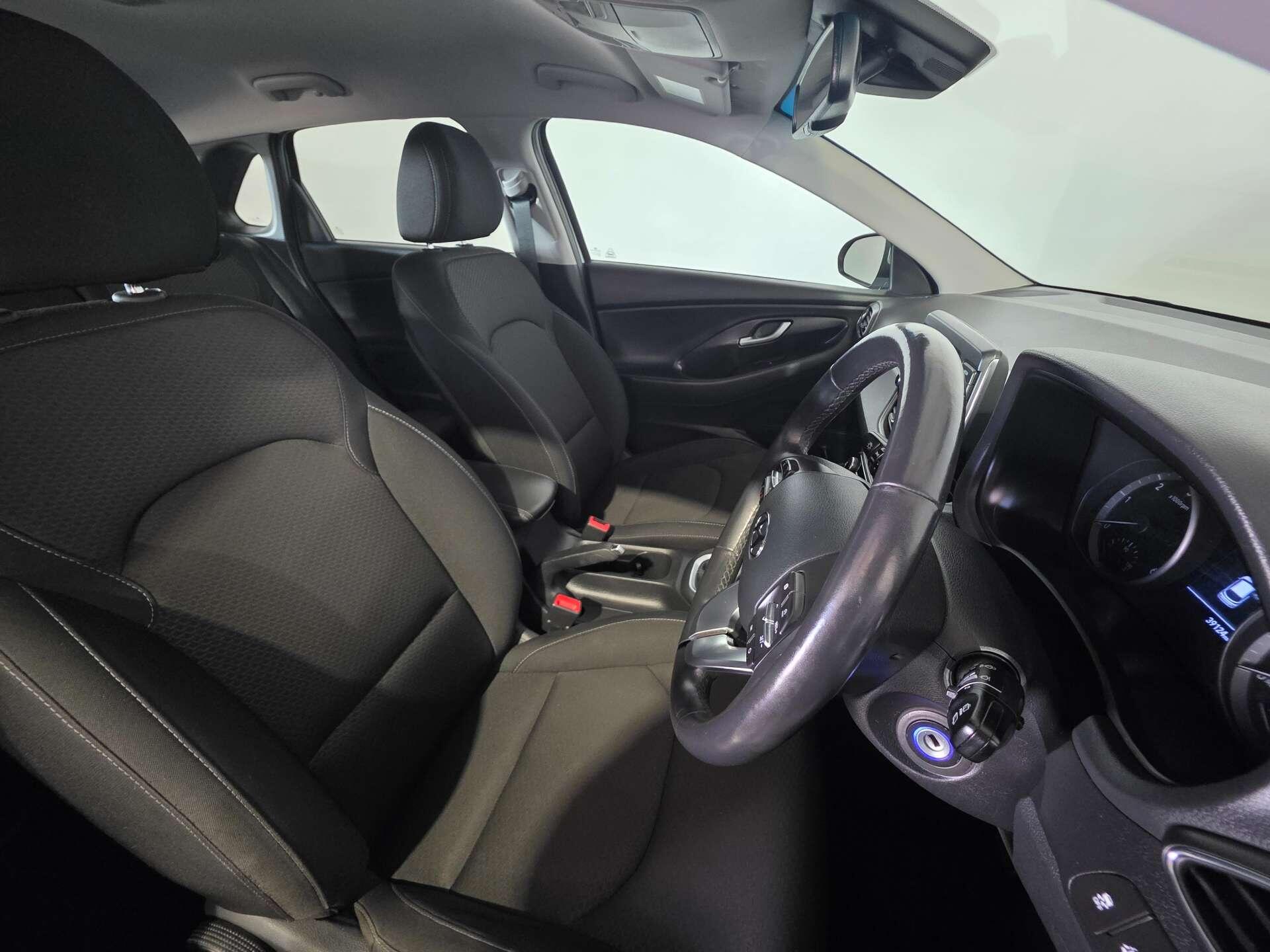 Hyundai I30 view 12