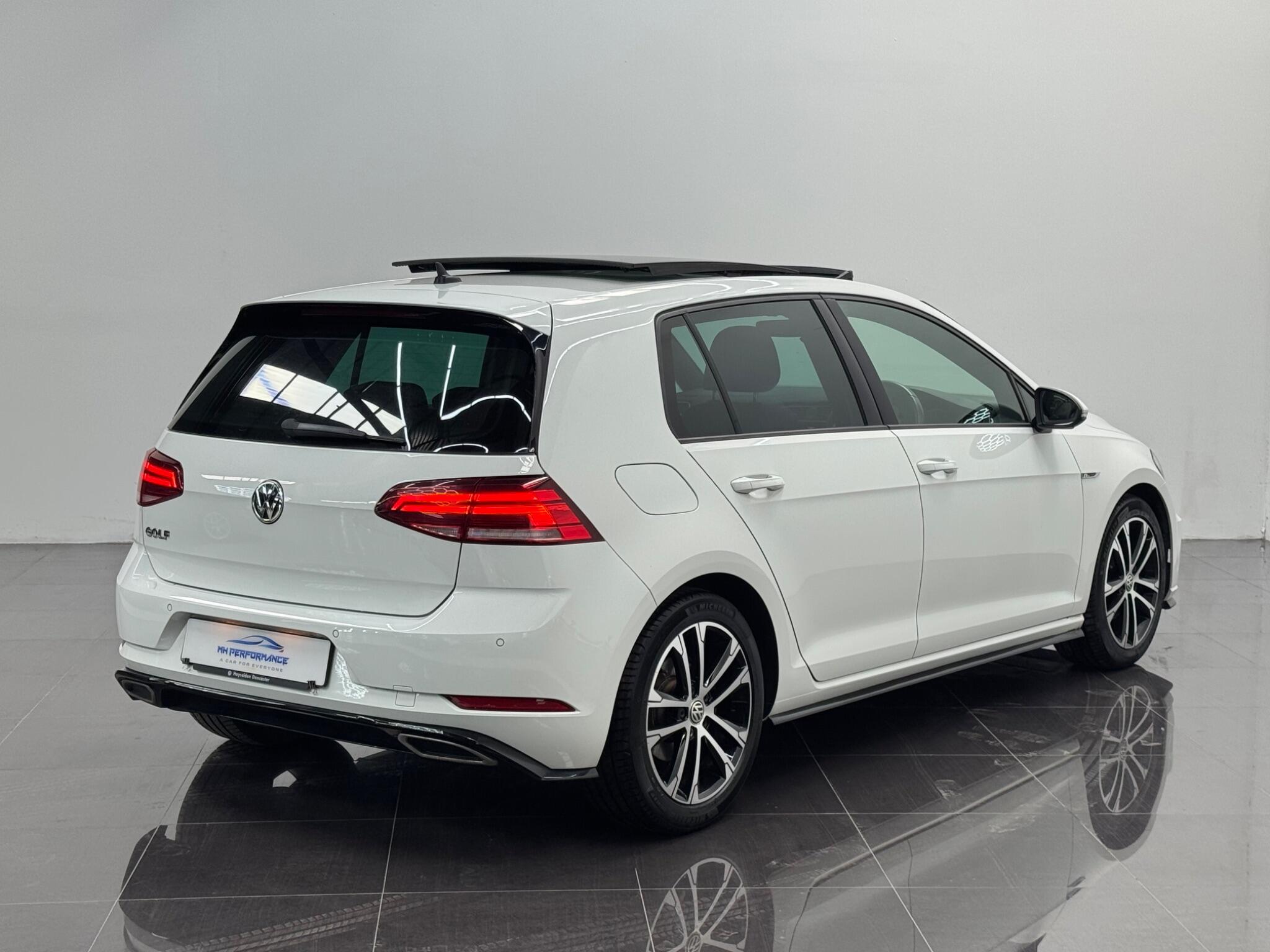 Volkswagen Golf view 49
