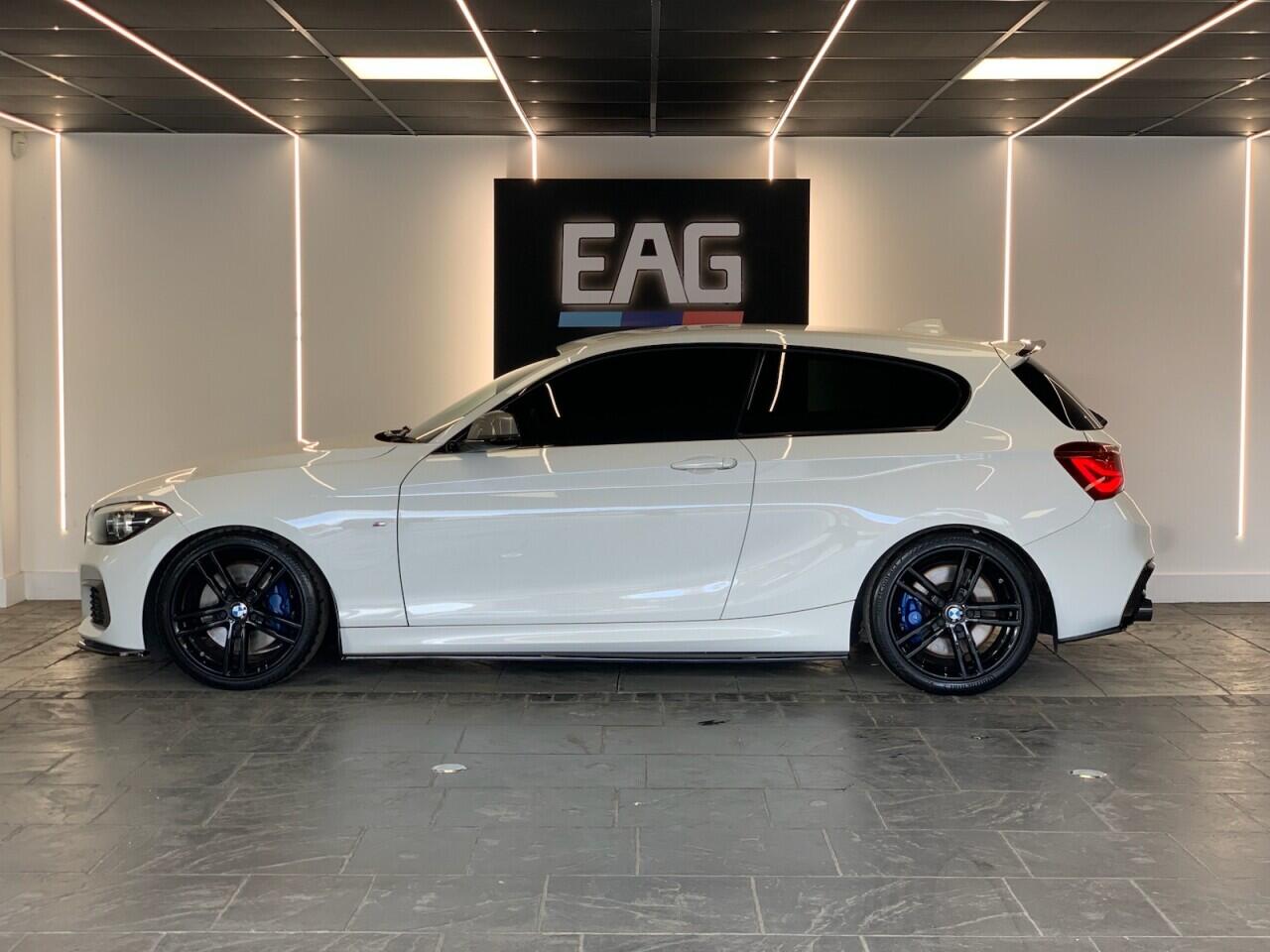 BMW 1 Series view 3