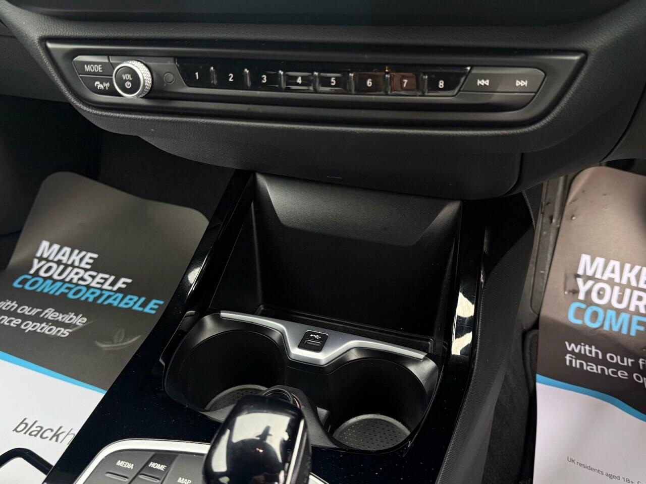 BMW 1 Series view 21