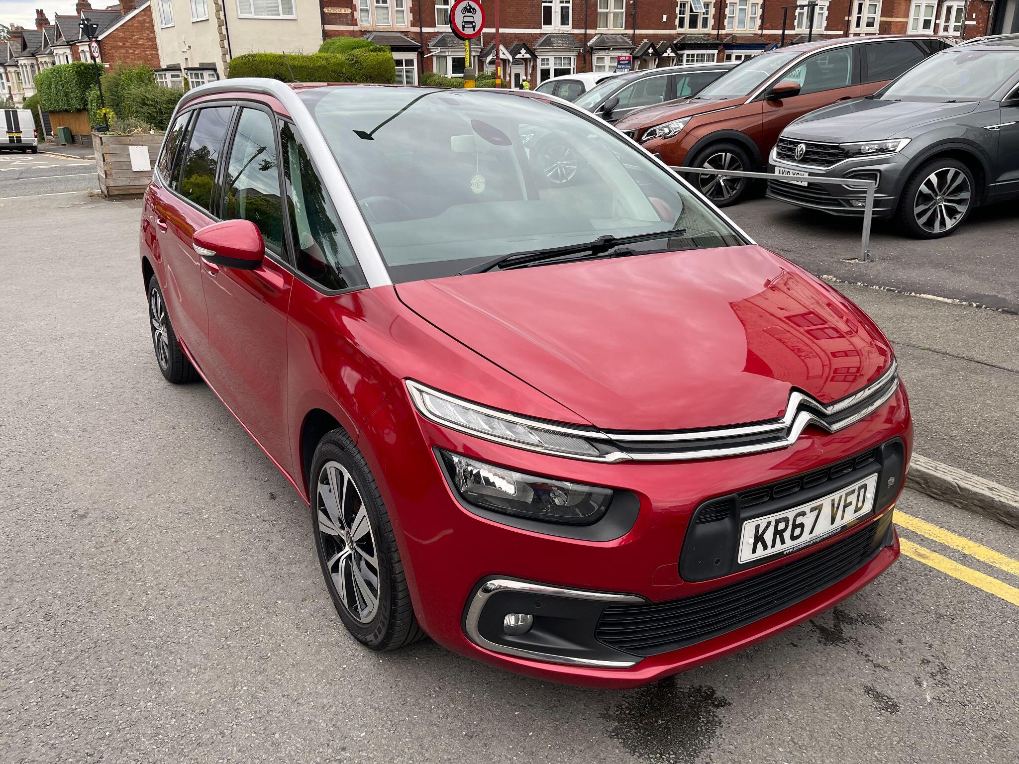 Citroen Grand C4 Picasso view 2