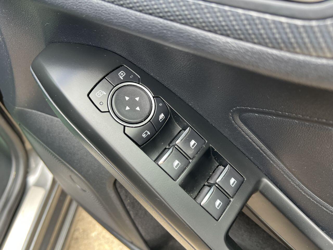 Ford Focus view 63