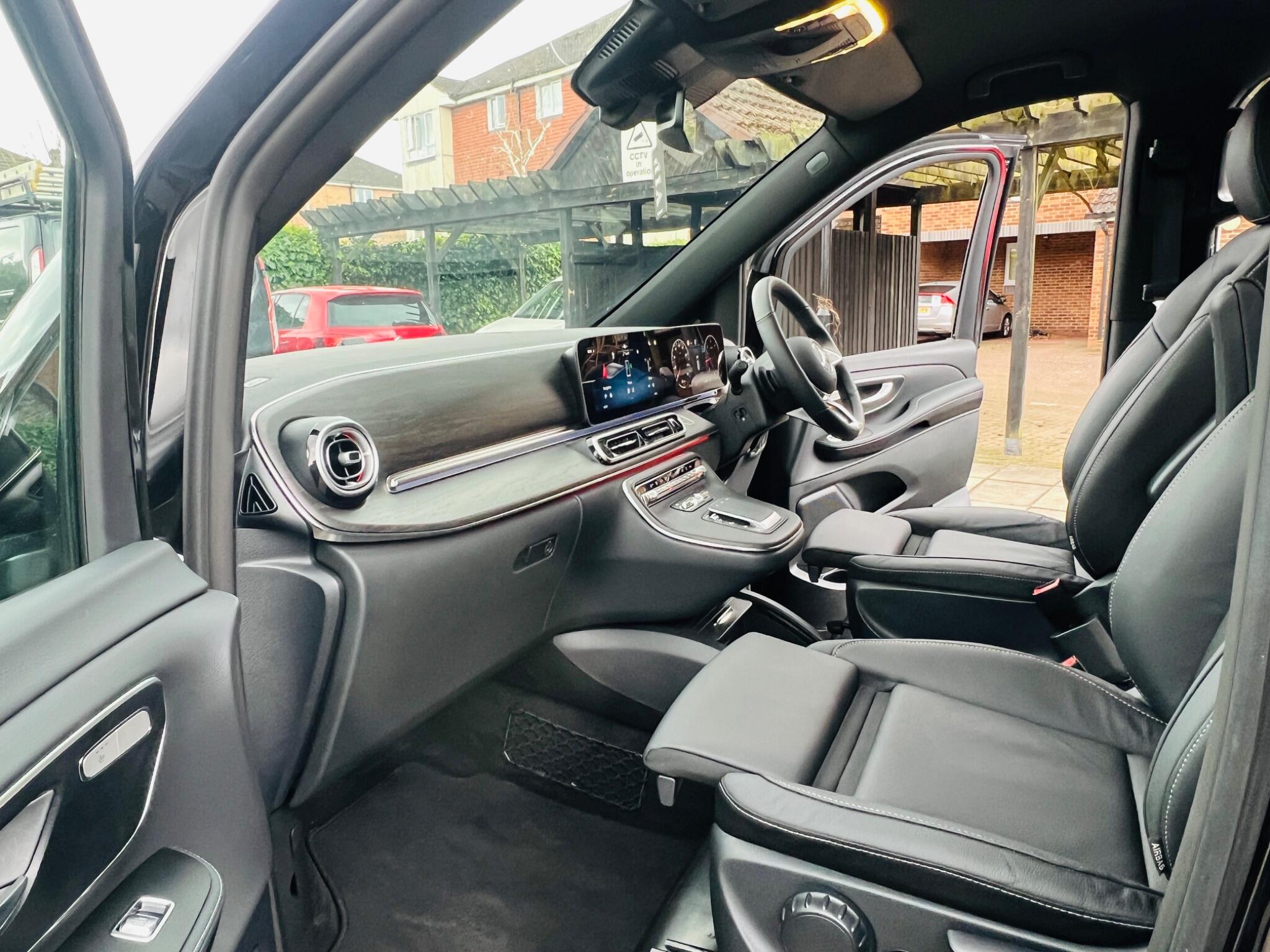 Mercedes-Benz V Class view 56