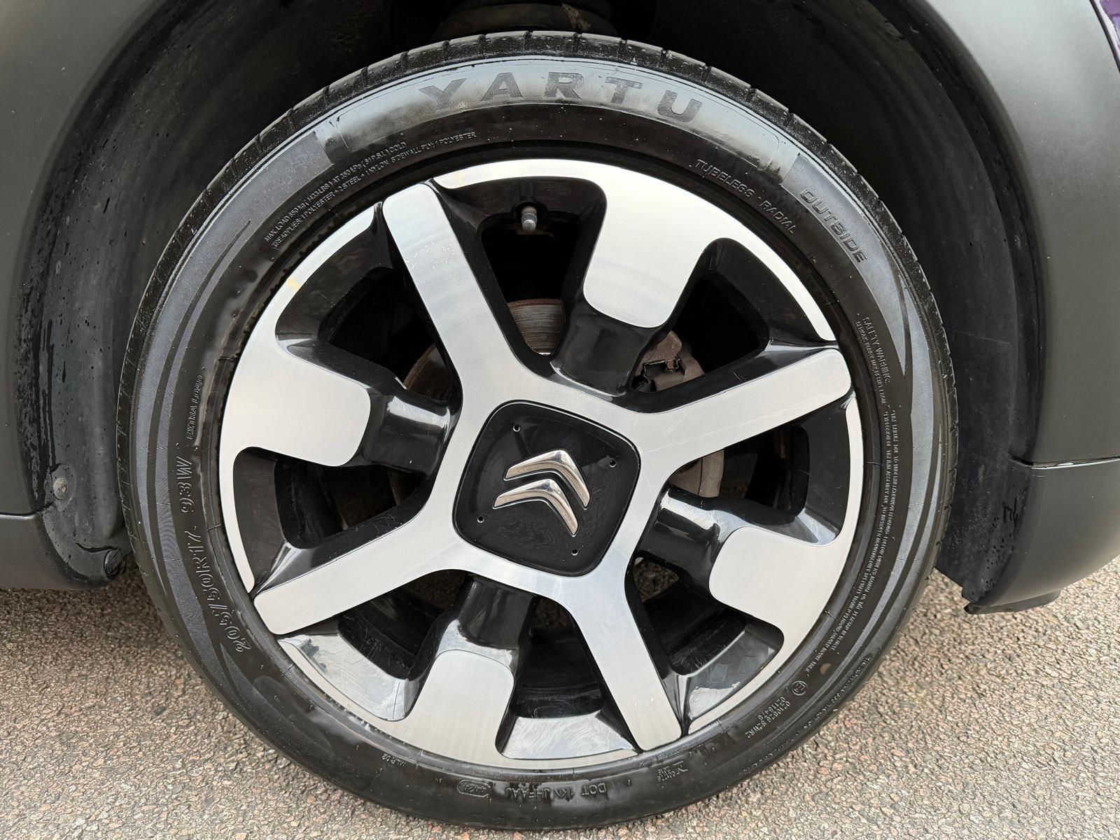 Citroen C4 Cactus view 20