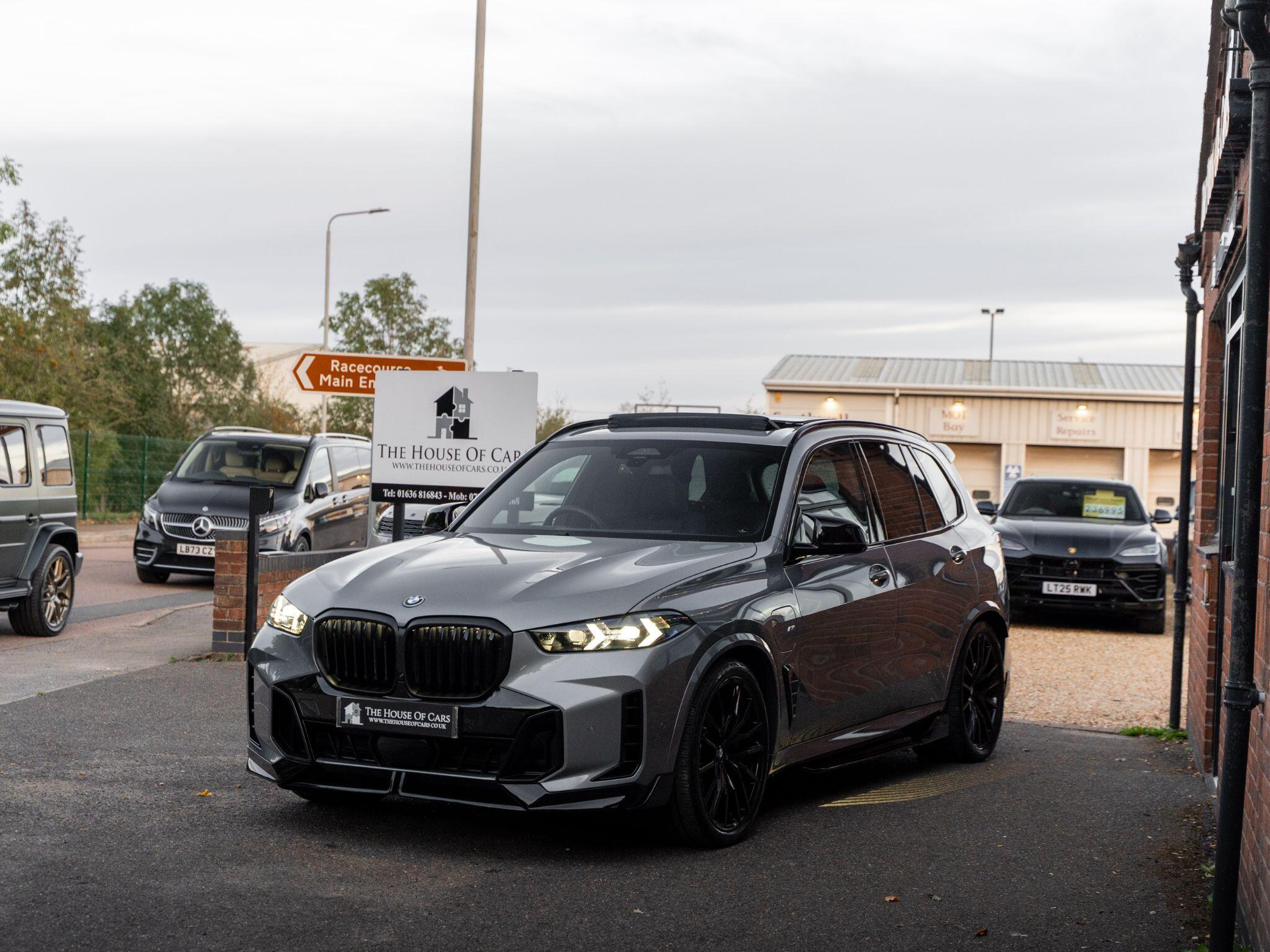BMW X5 view 10