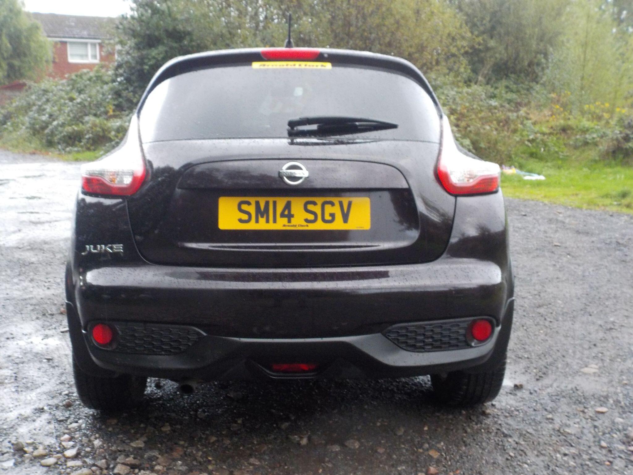 Nissan Juke 1.2 DIG-T Acenta Euro 5 (s/s) 5dr Euro 5