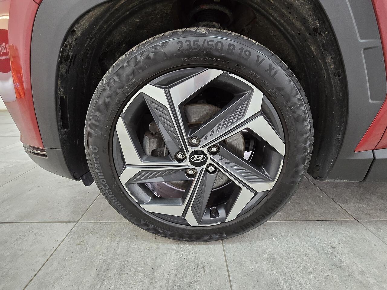 Hyundai Tucson view 19