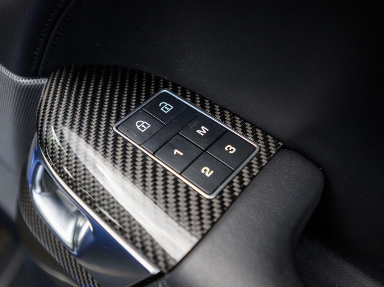 Land Rover Range Rover Sport view 26