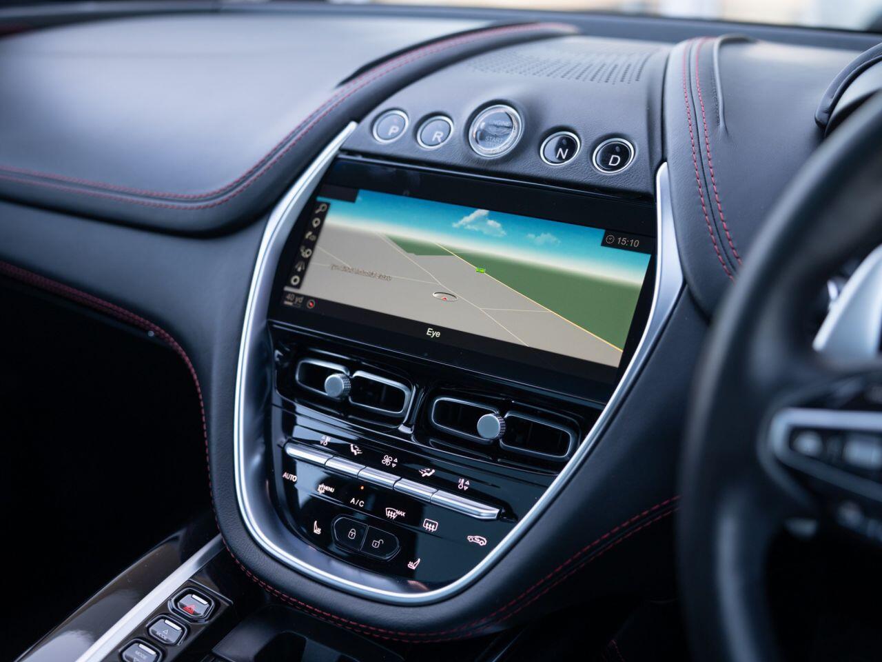 Aston Martin DBX view 20