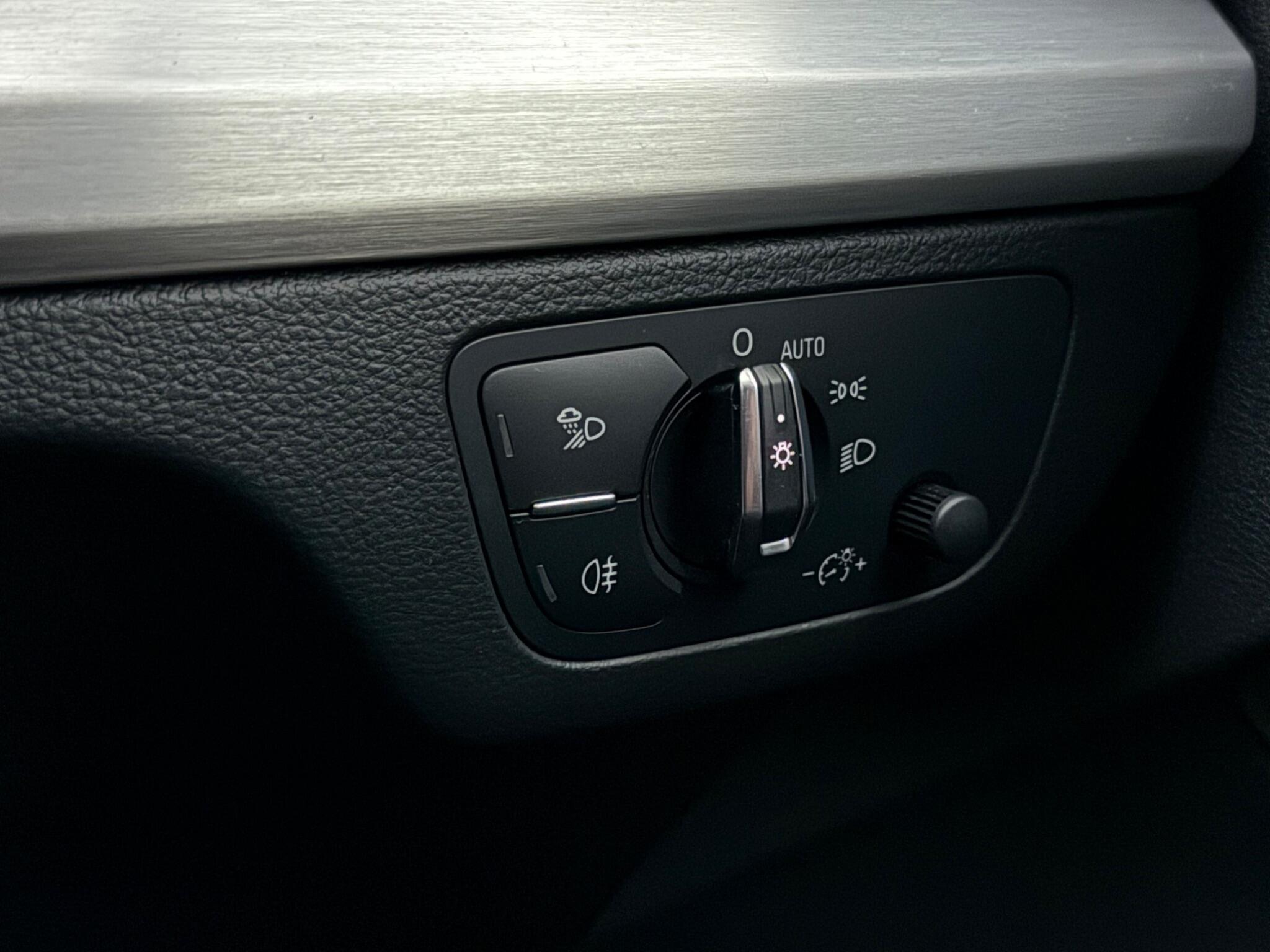 Audi Q5 view 21