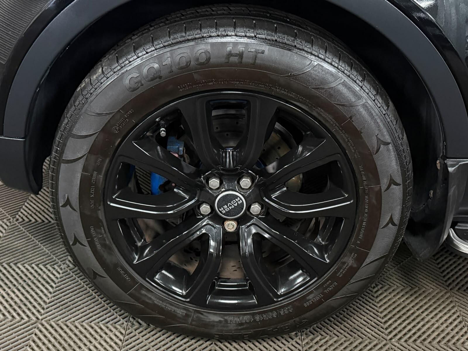 Land Rover Range Rover Evoque view 28