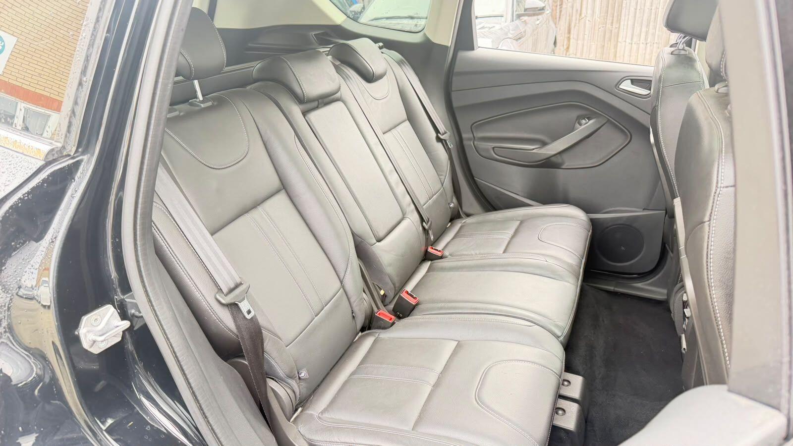 Ford Kuga view 15