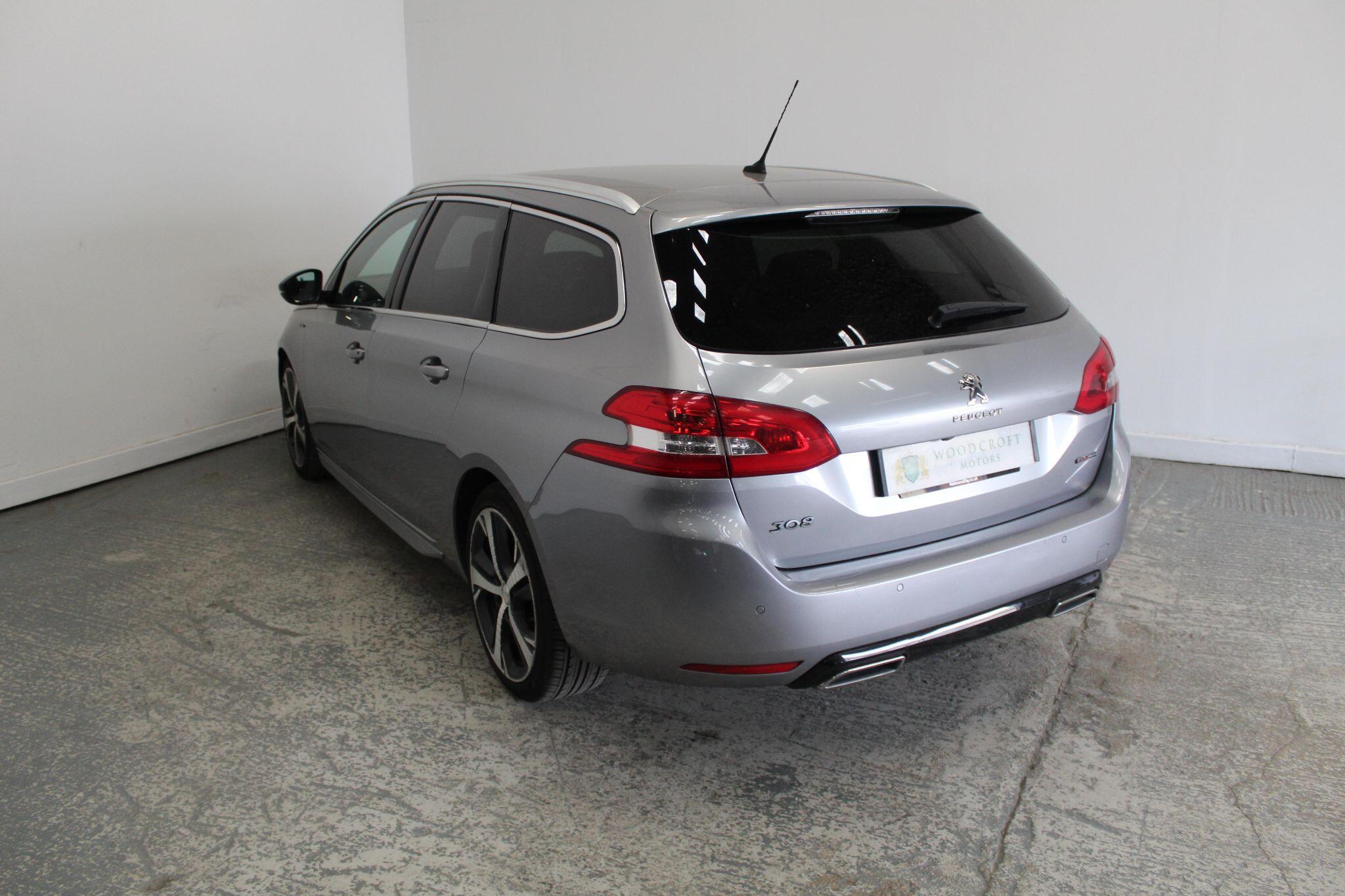 Peugeot 308 view 7