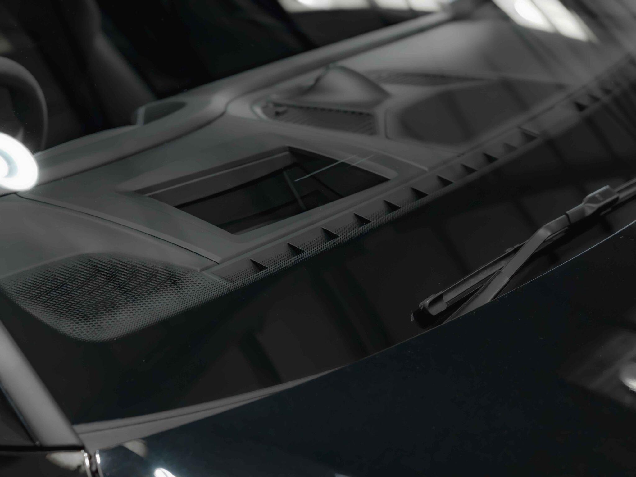 Porsche Cayenne view 16
