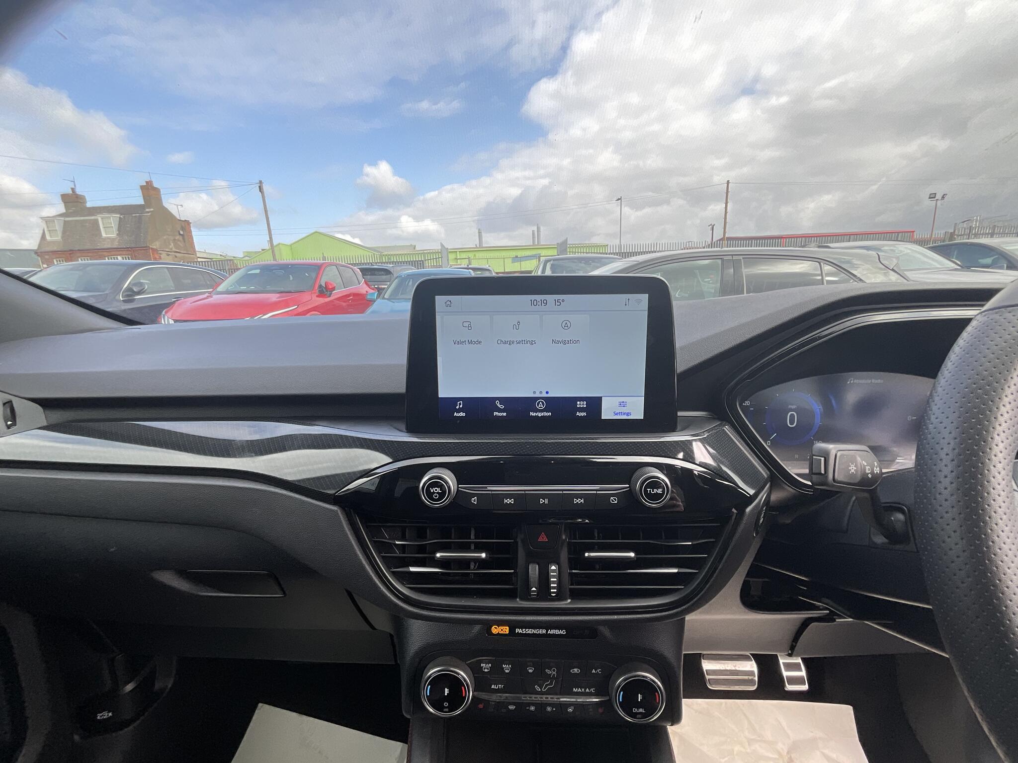 Ford Kuga view 31