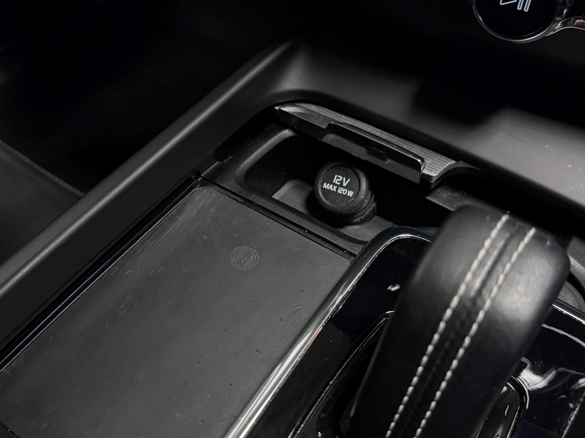 Volvo XC60 view 34