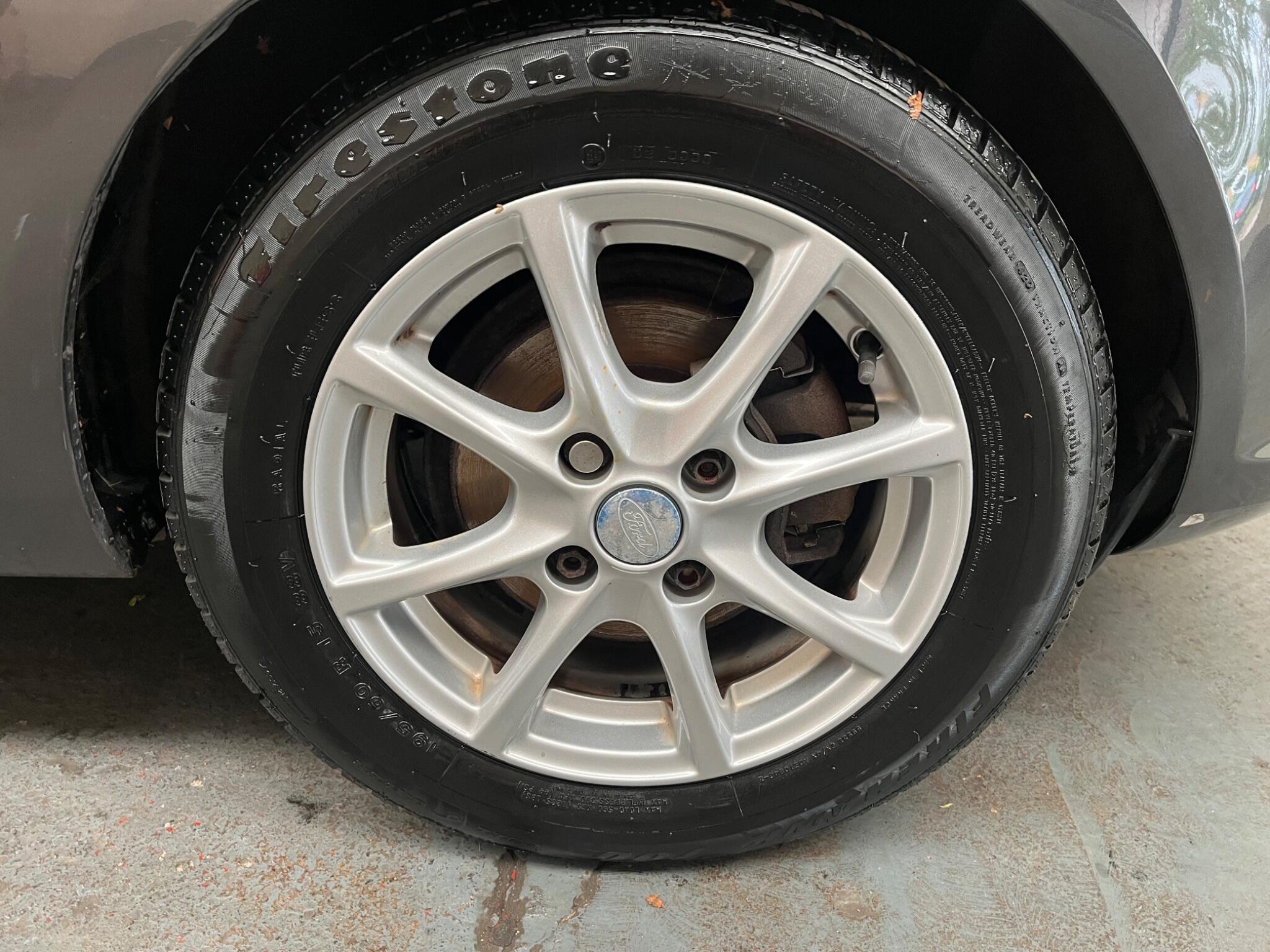 Ford Fiesta view 46