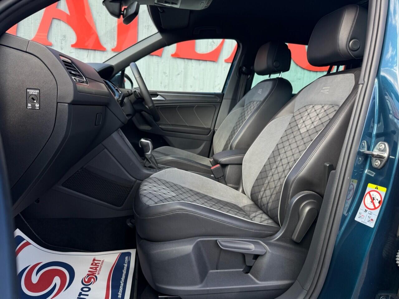 Volkswagen Tiguan view 17