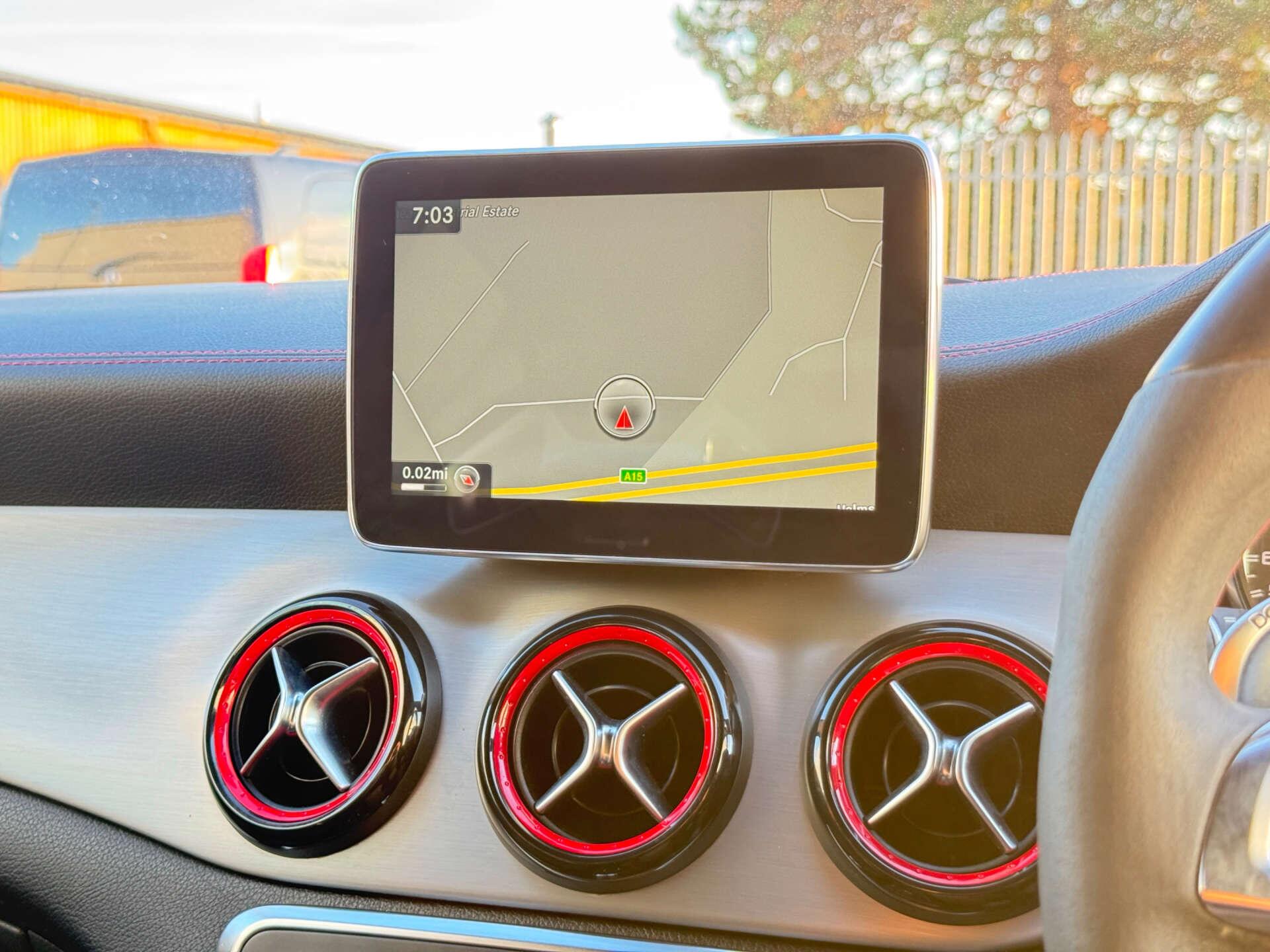 Mercedes-Benz Cla view 61
