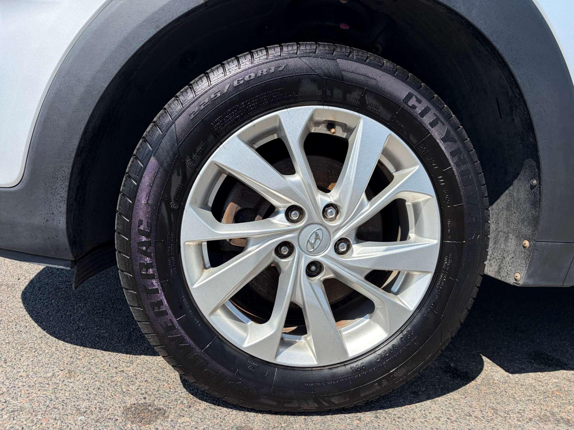 Hyundai Tucson view 11