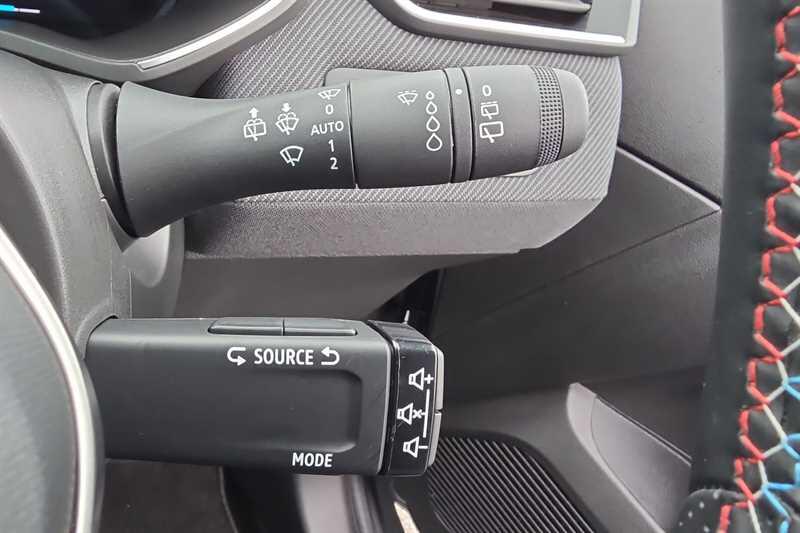 Renault Clio view 33