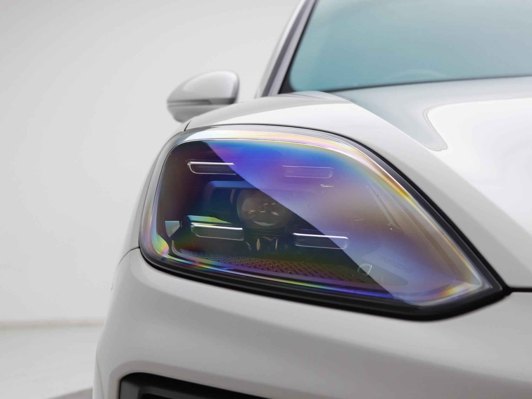 Porsche Cayenne view 7