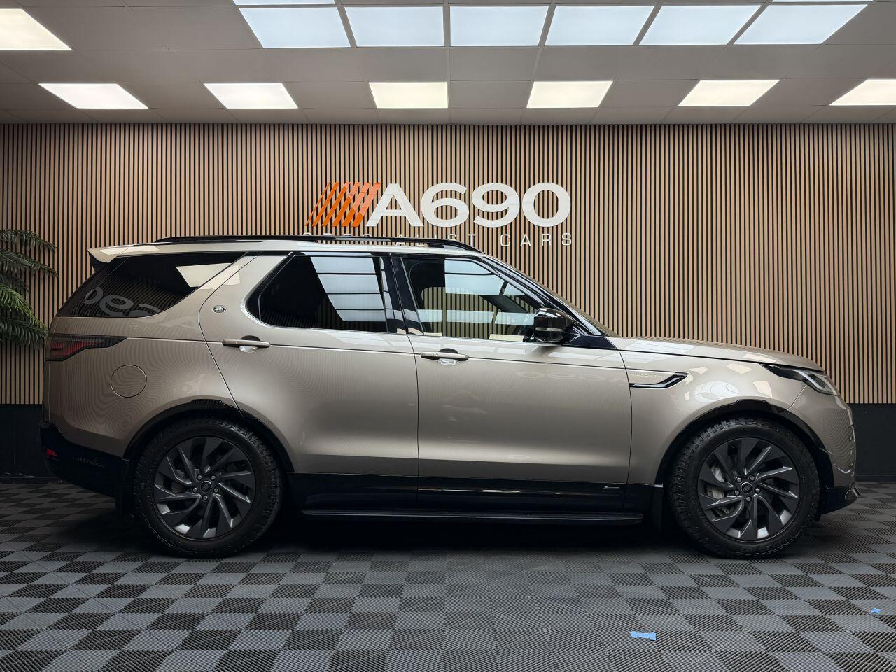 Land Rover Discovery 3 view 6