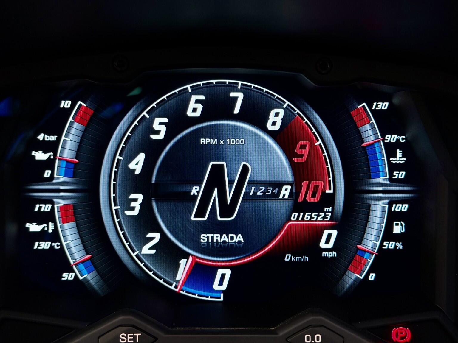 Lamborghini Aventador view 67