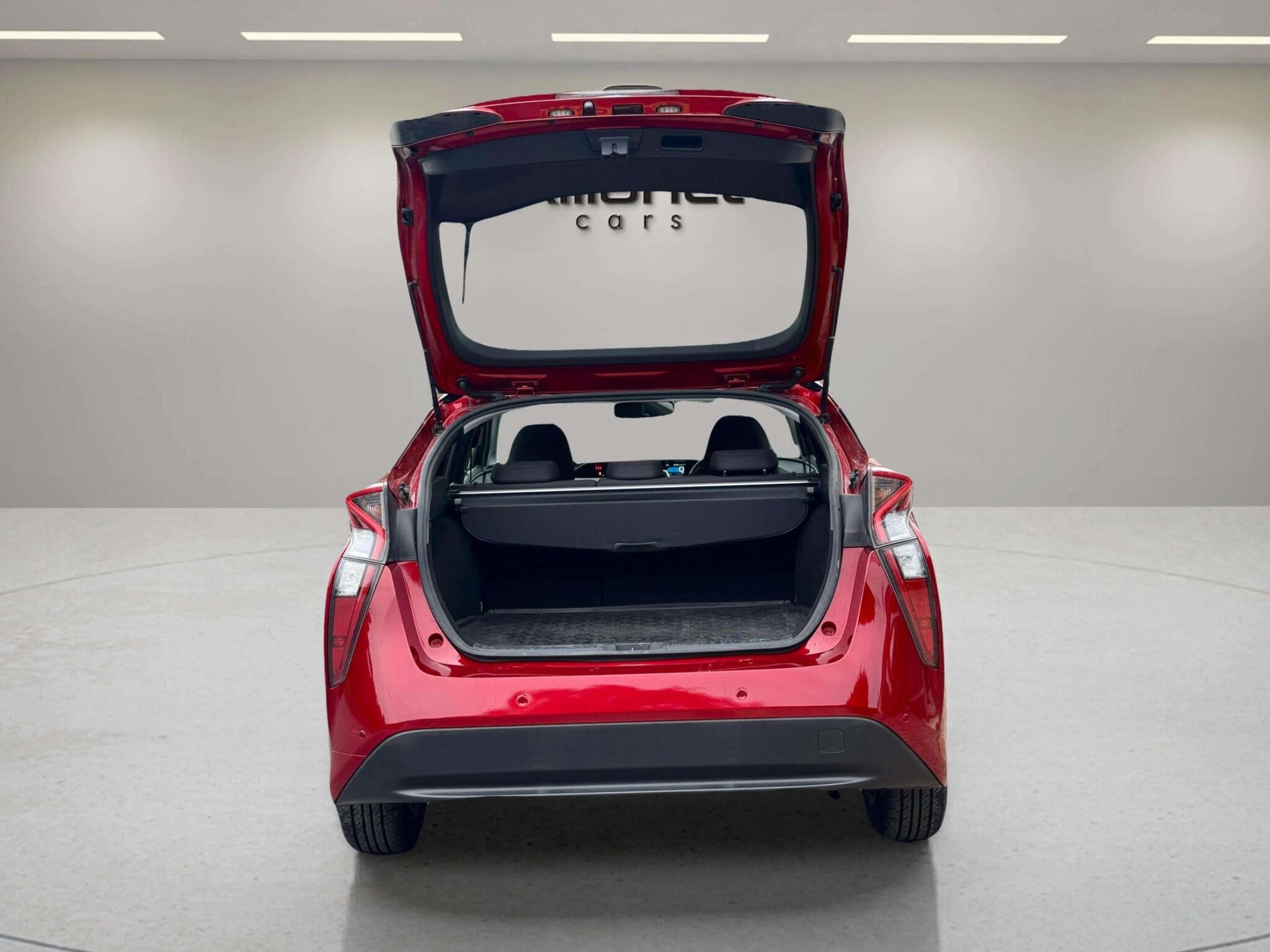 Toyota Prius view 72
