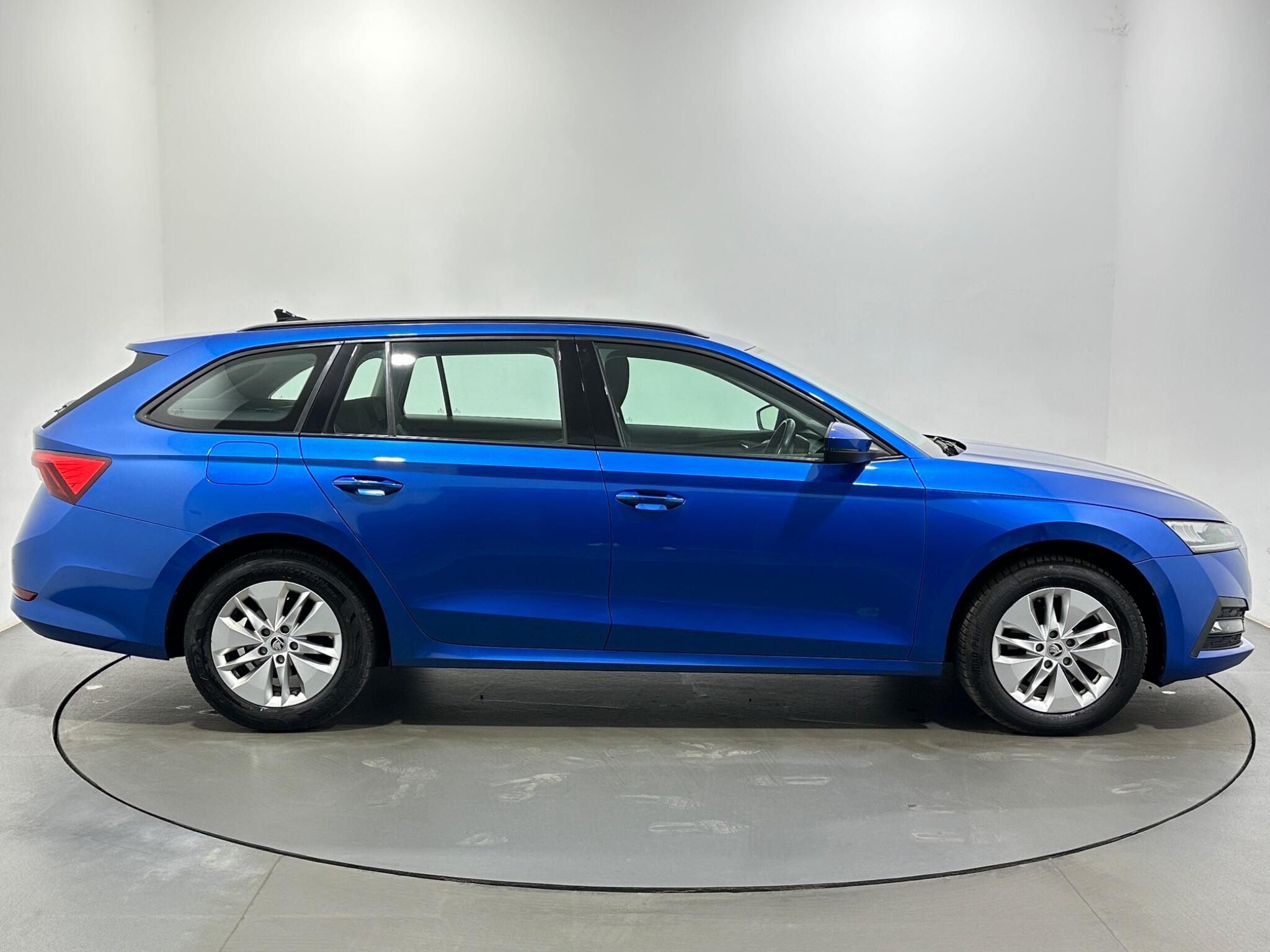Skoda Octavia view 9