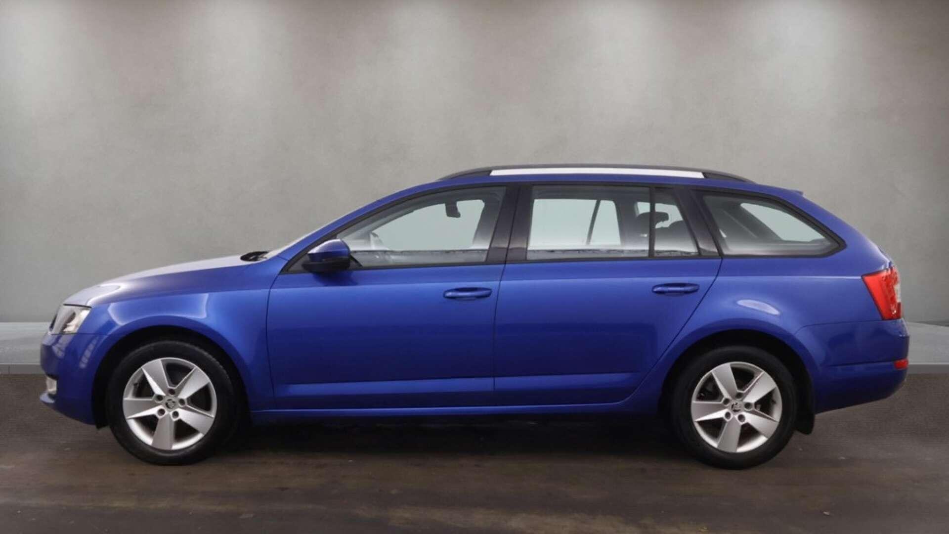 Skoda Octavia view 11