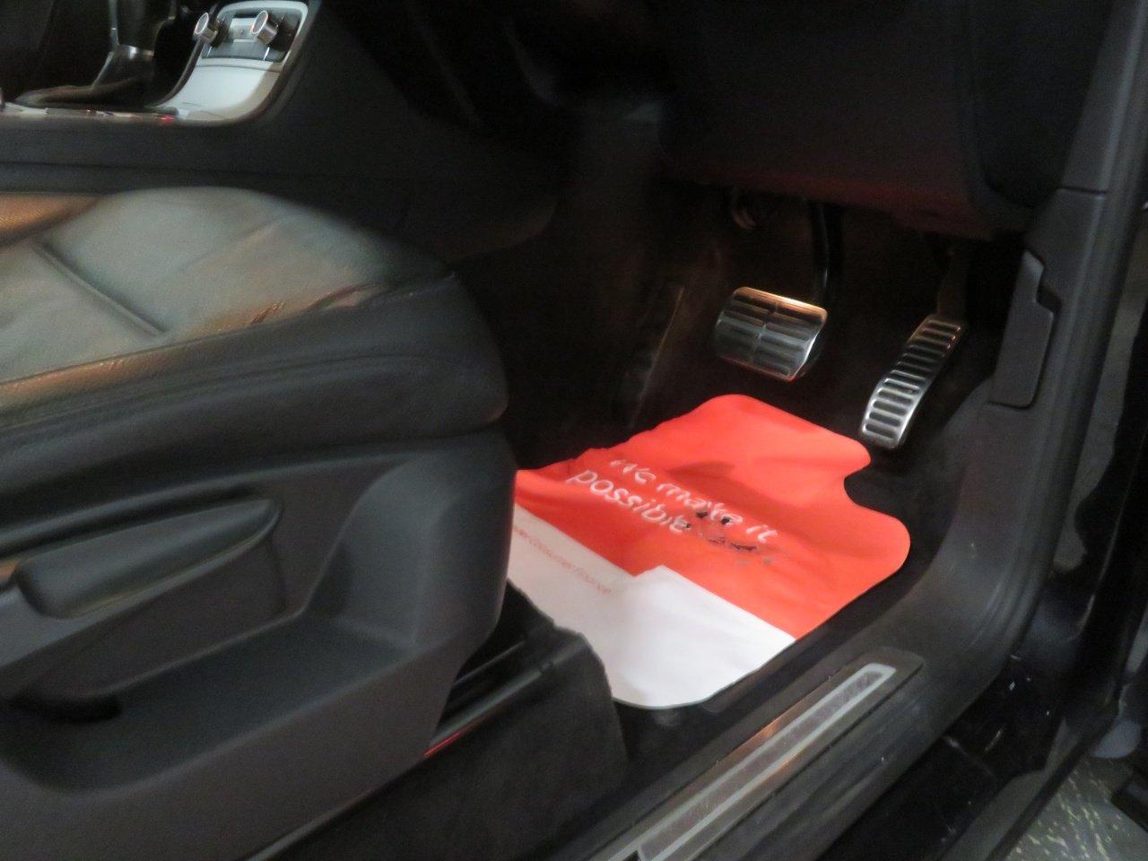 Volkswagen Touareg view 54