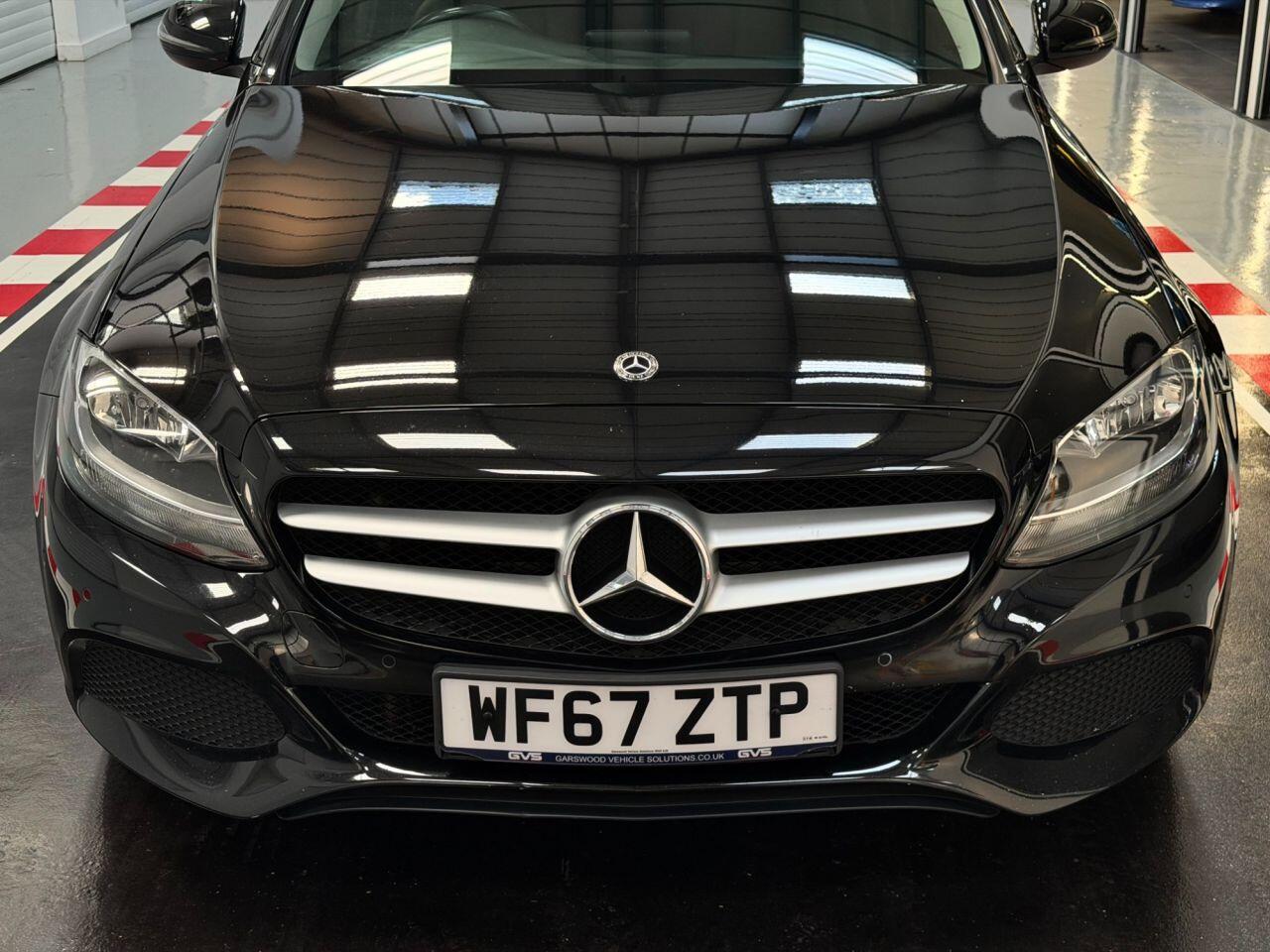 Mercedes-Benz C-Class view 21