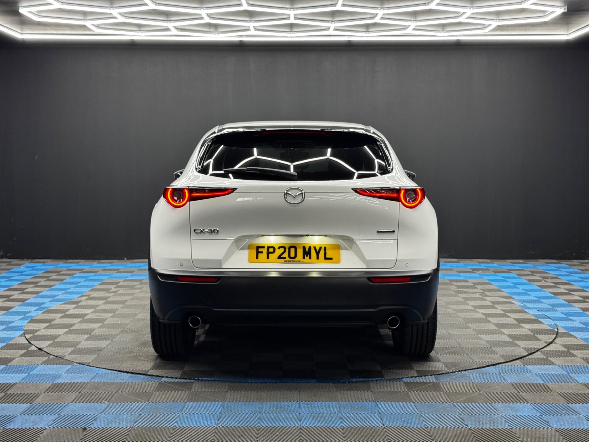 Mazda CX-30 view 6