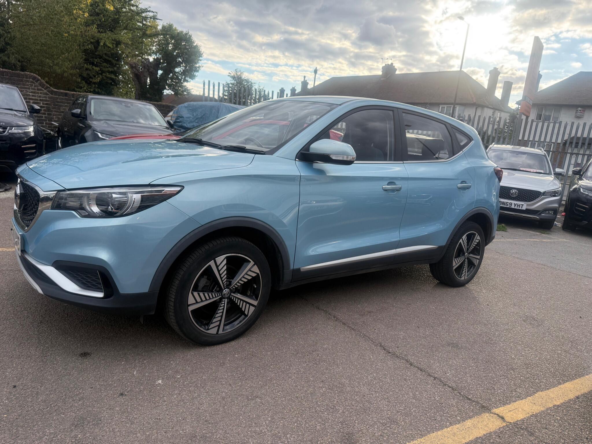 MG ZS view 5