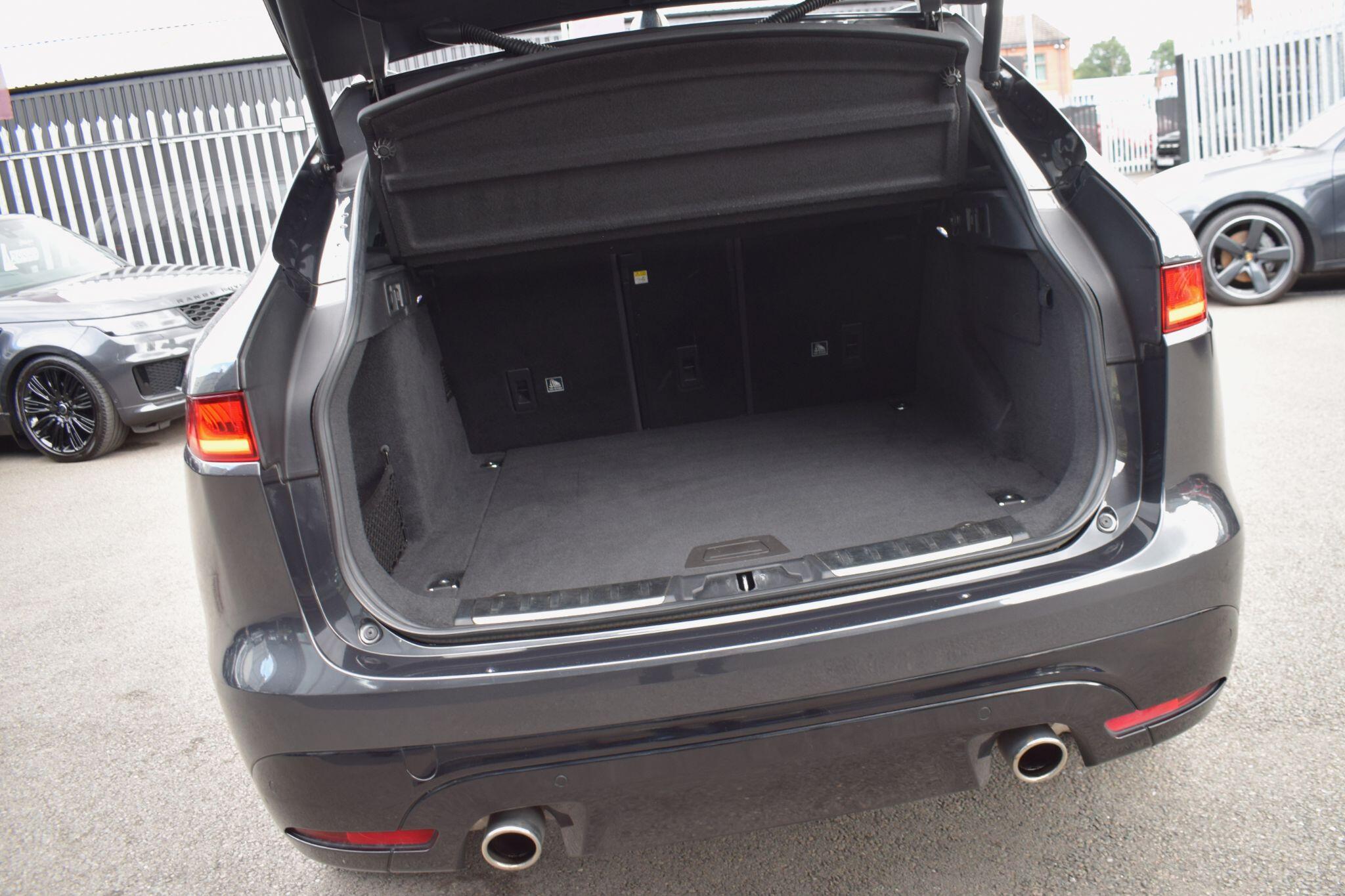 Jaguar F-Pace view 29