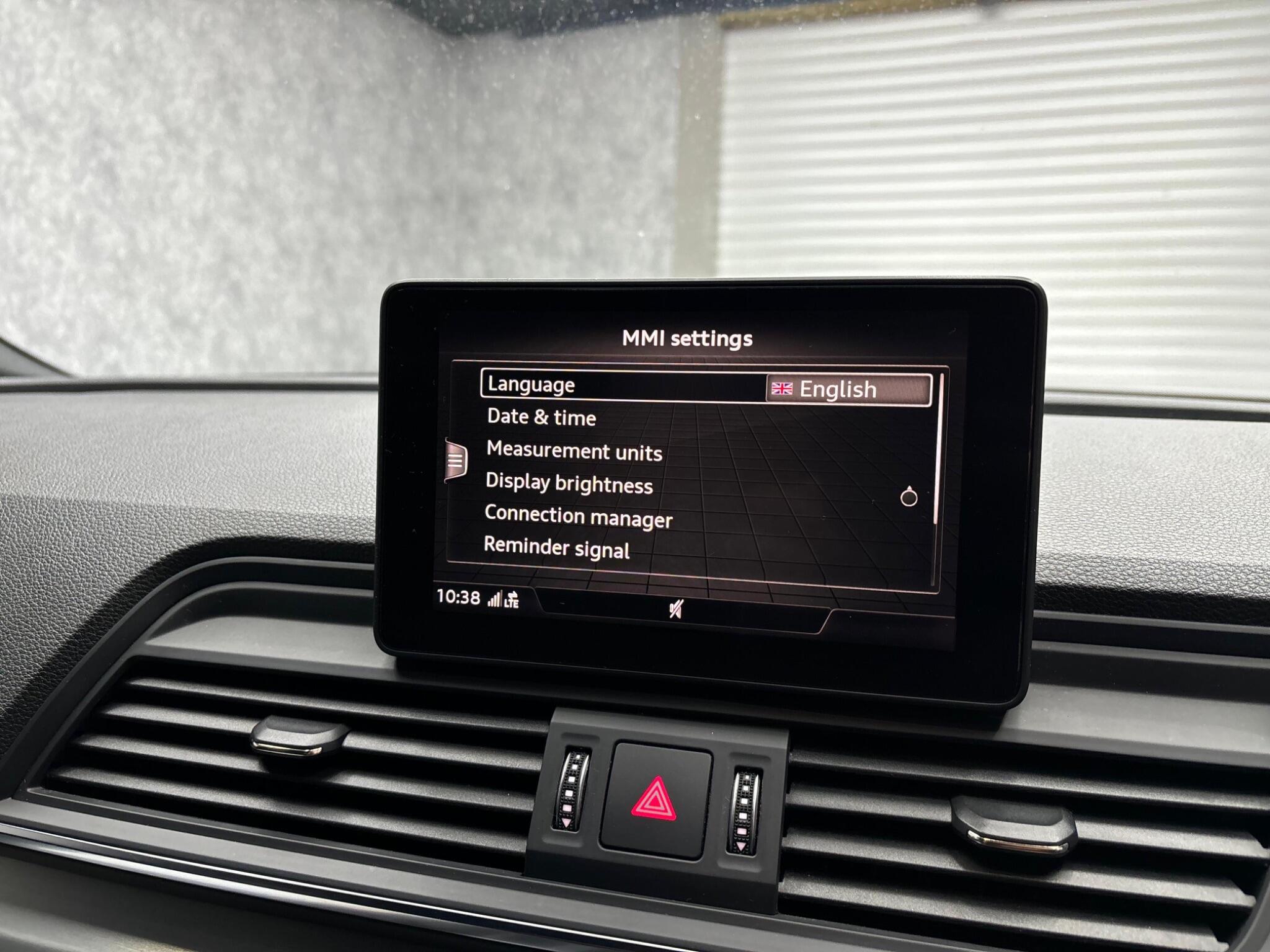 Audi Q5 view 28