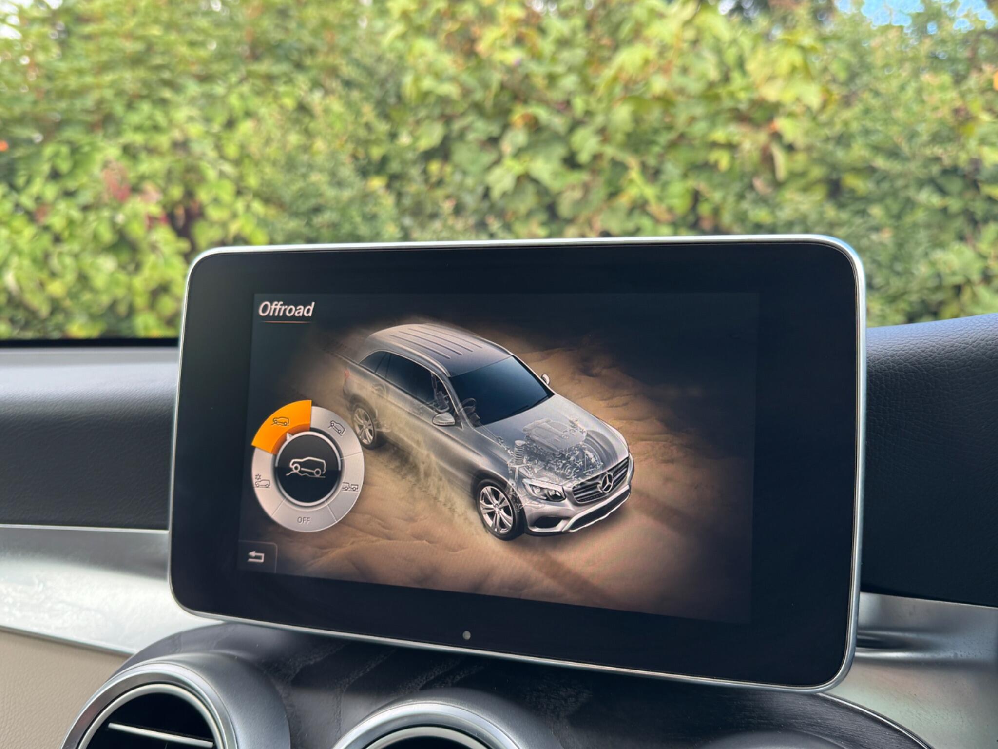 Mercedes-Benz GLC view 48
