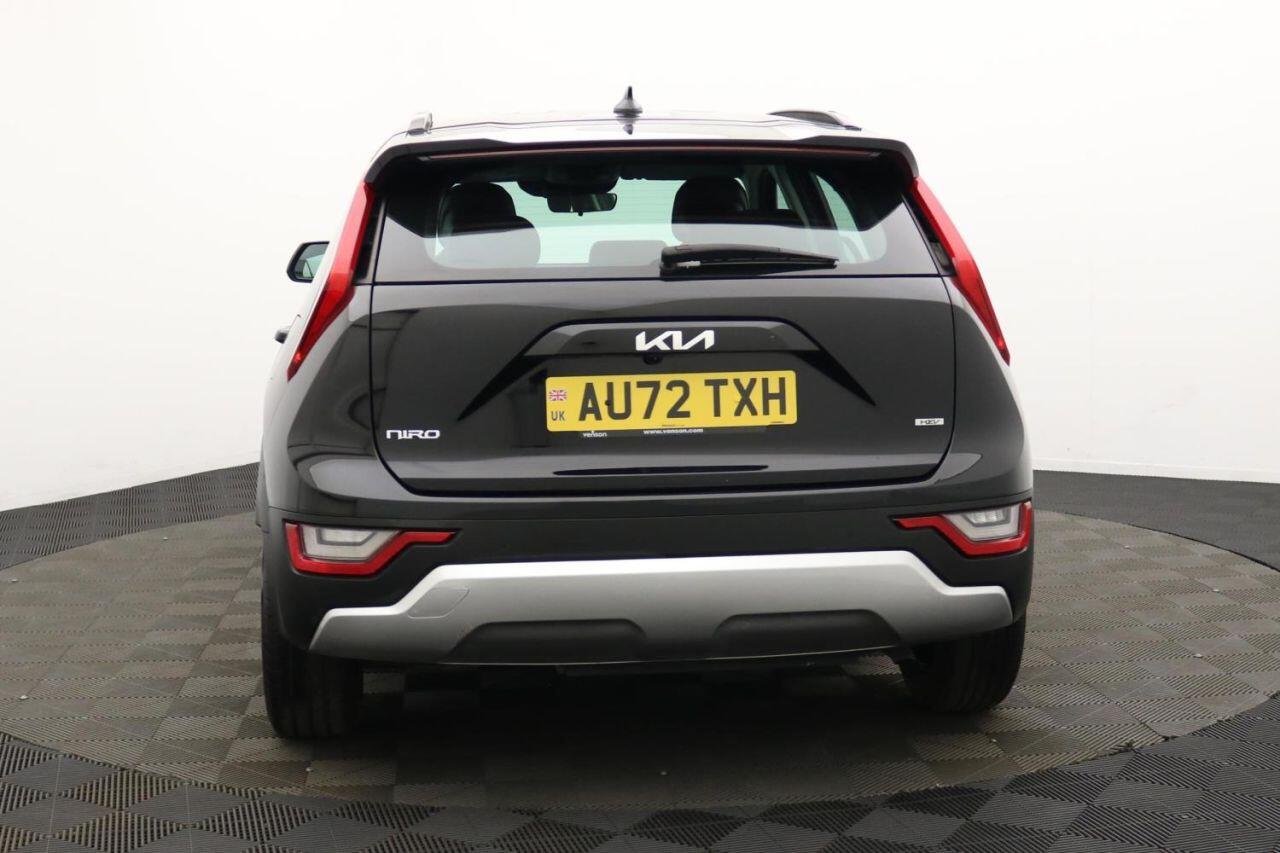 Kia Niro view 6