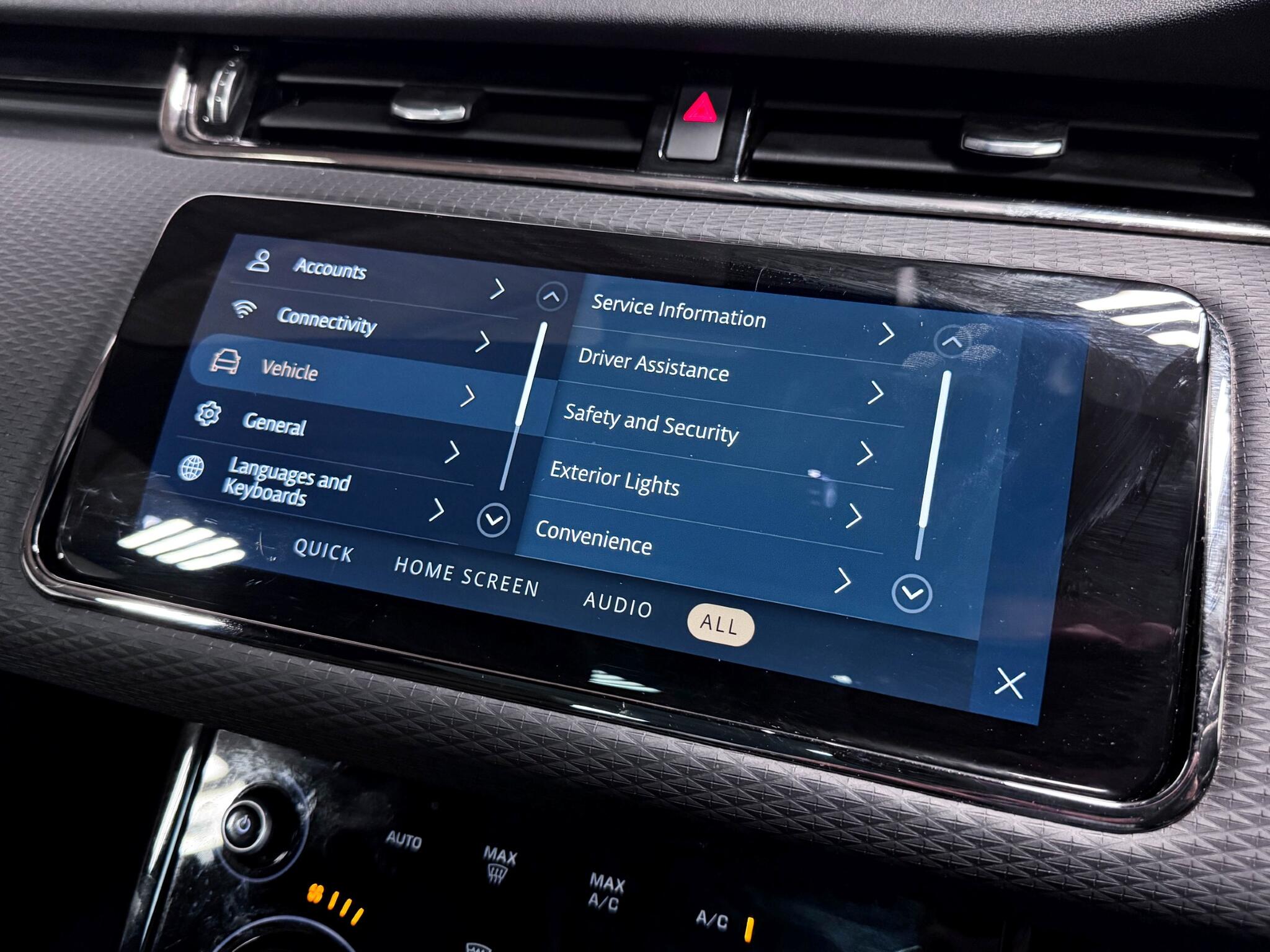Land Rover Range Rover Evoque view 62