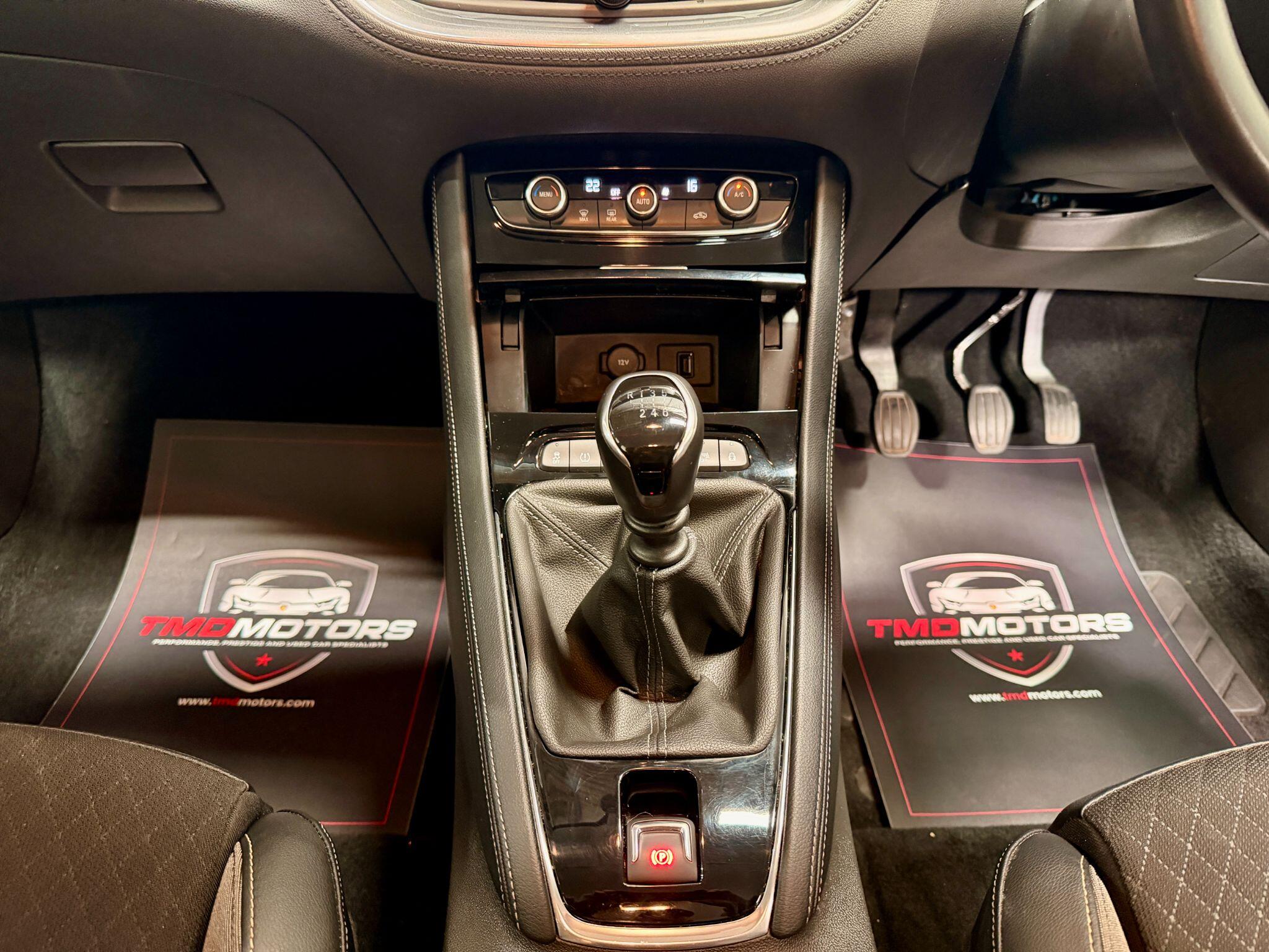 Vauxhall Grandland X view 11