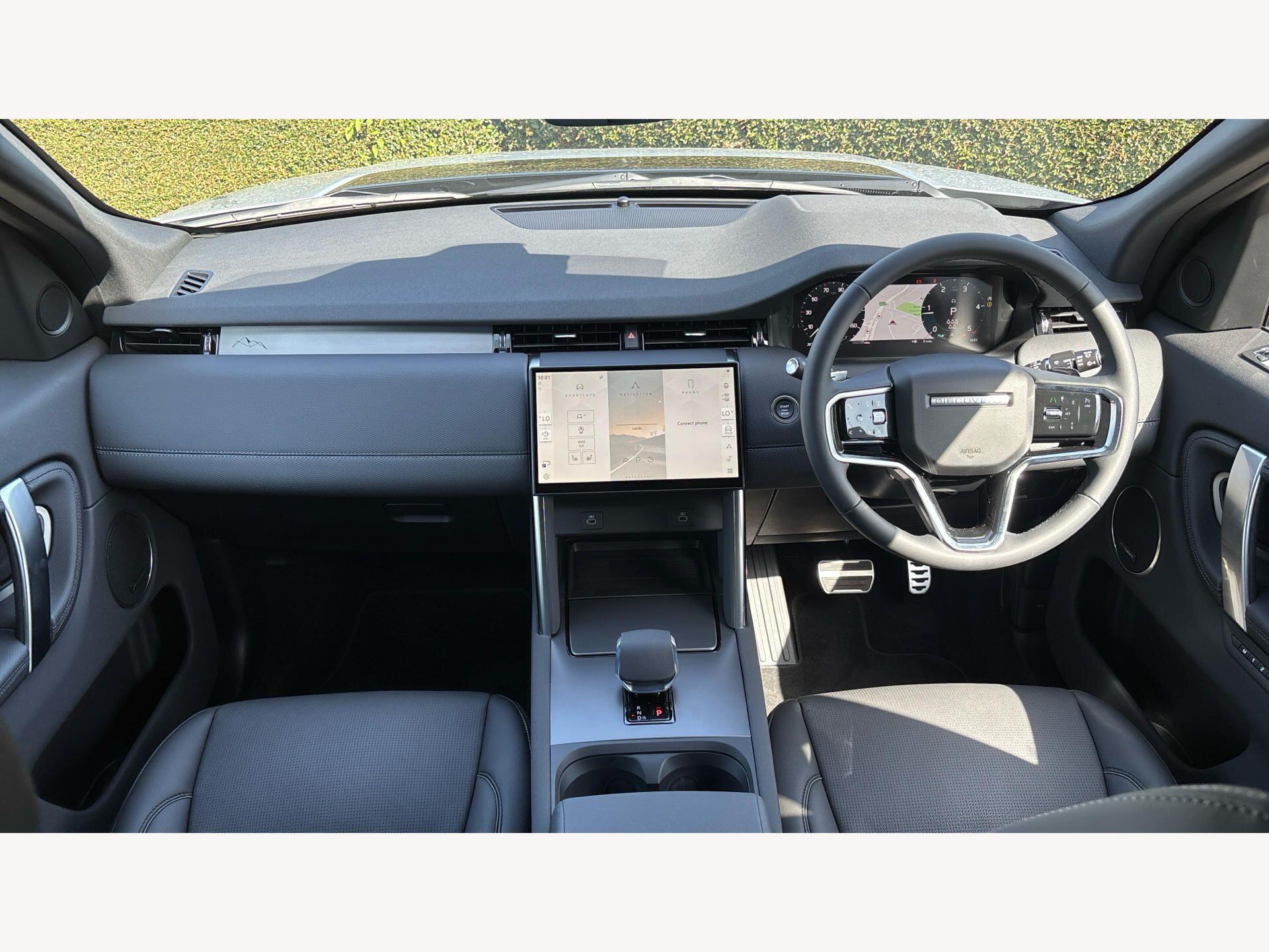 Land Rover Discovery Sport view 11