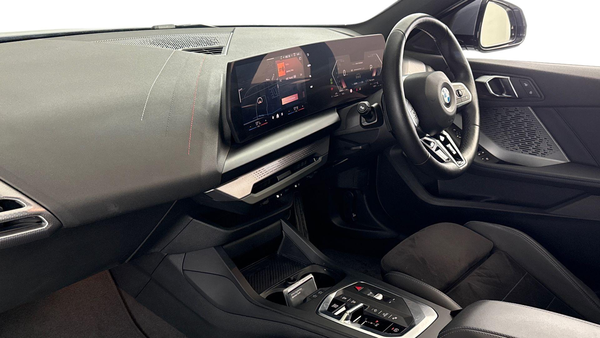 BMW 1 Series view 7