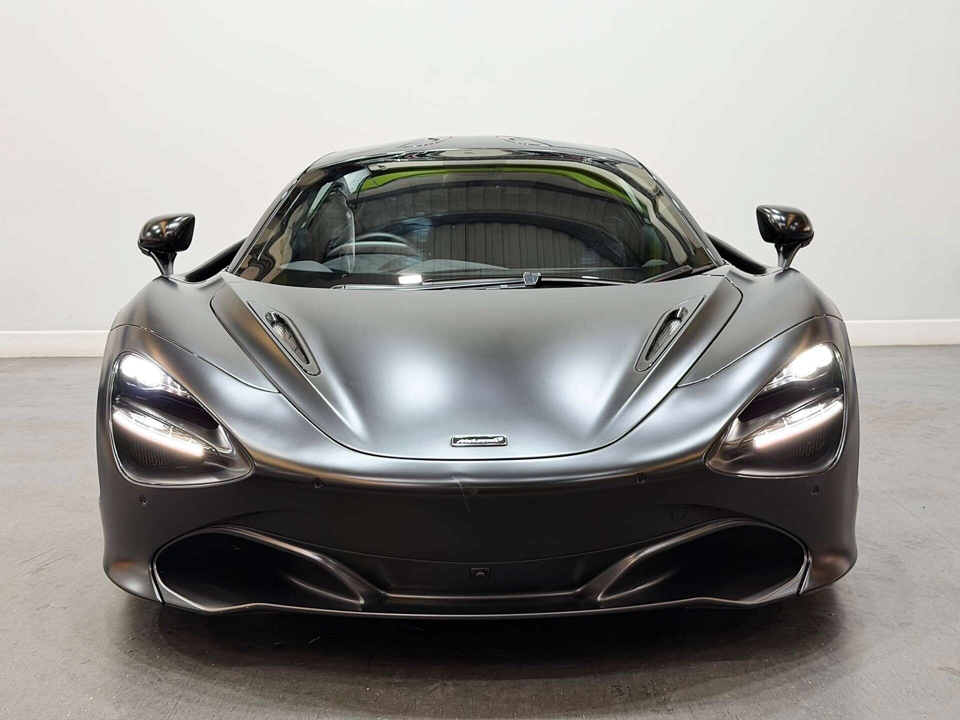 Mclaren 720s view 12