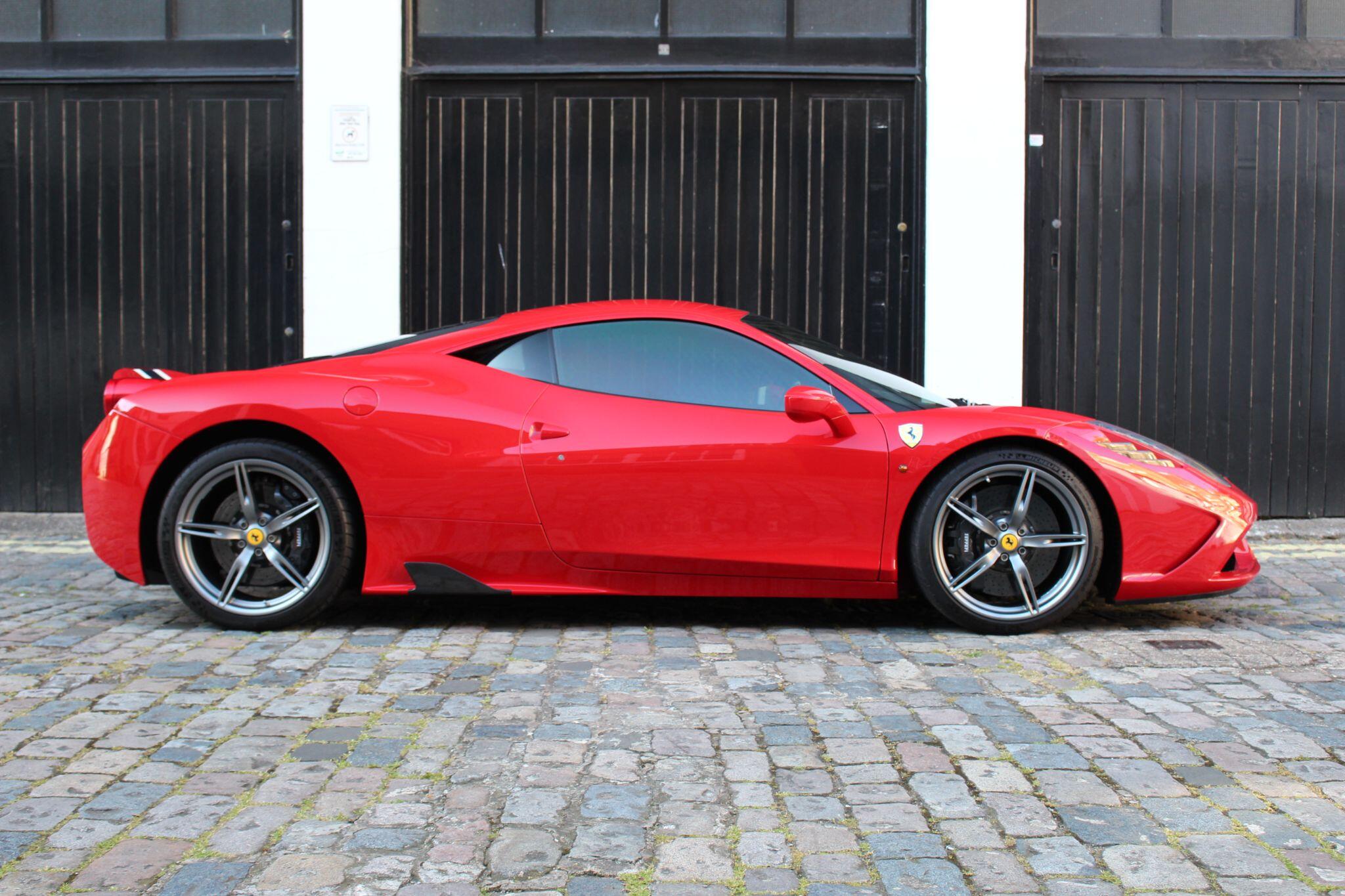 Ferrari 458 view 19