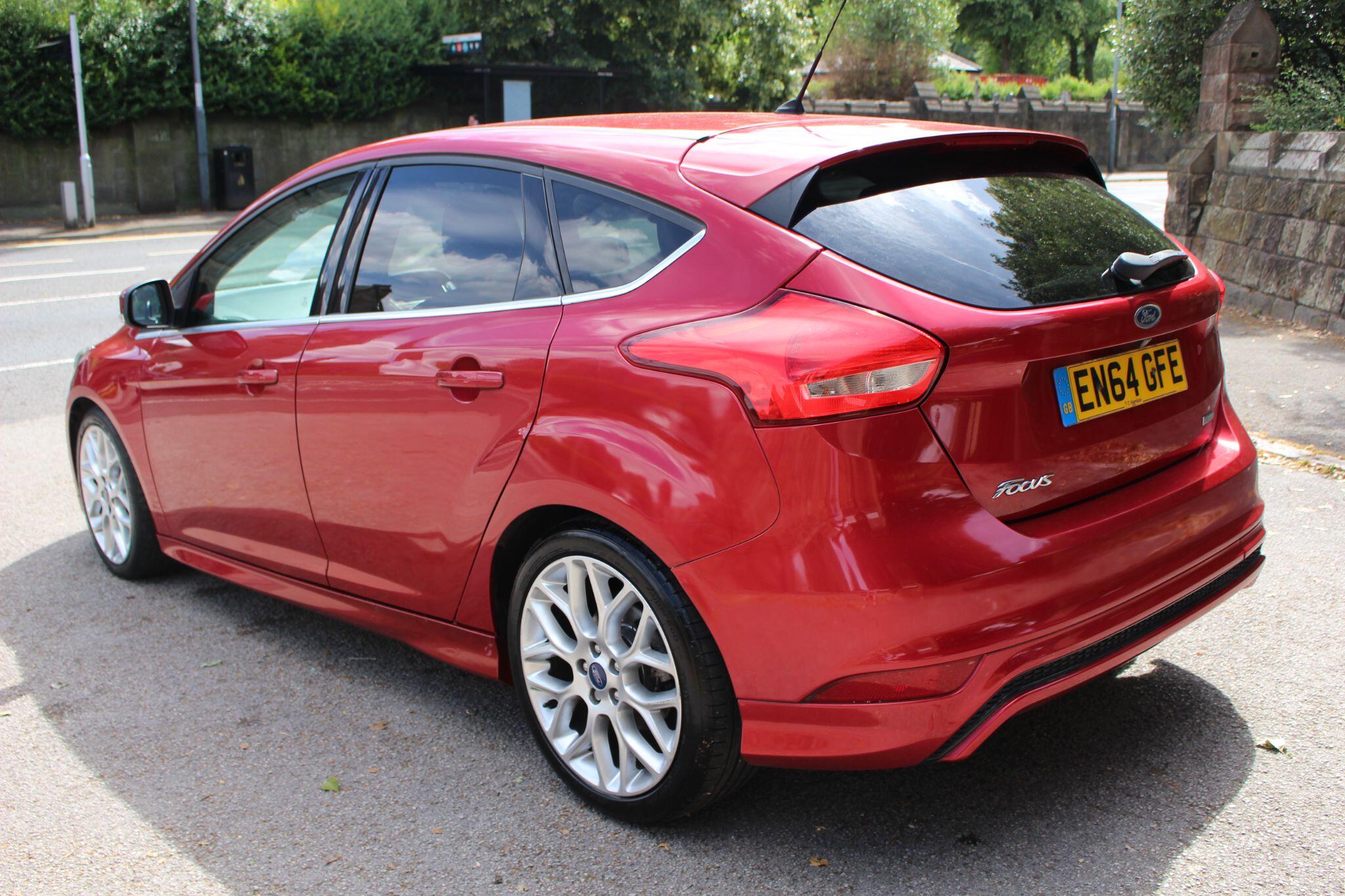 Ford Focus view 5