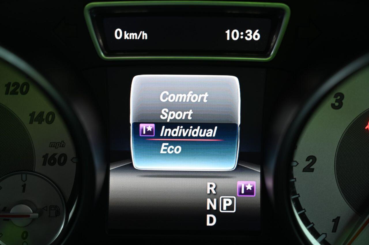 Mercedes-Benz Gla view 22