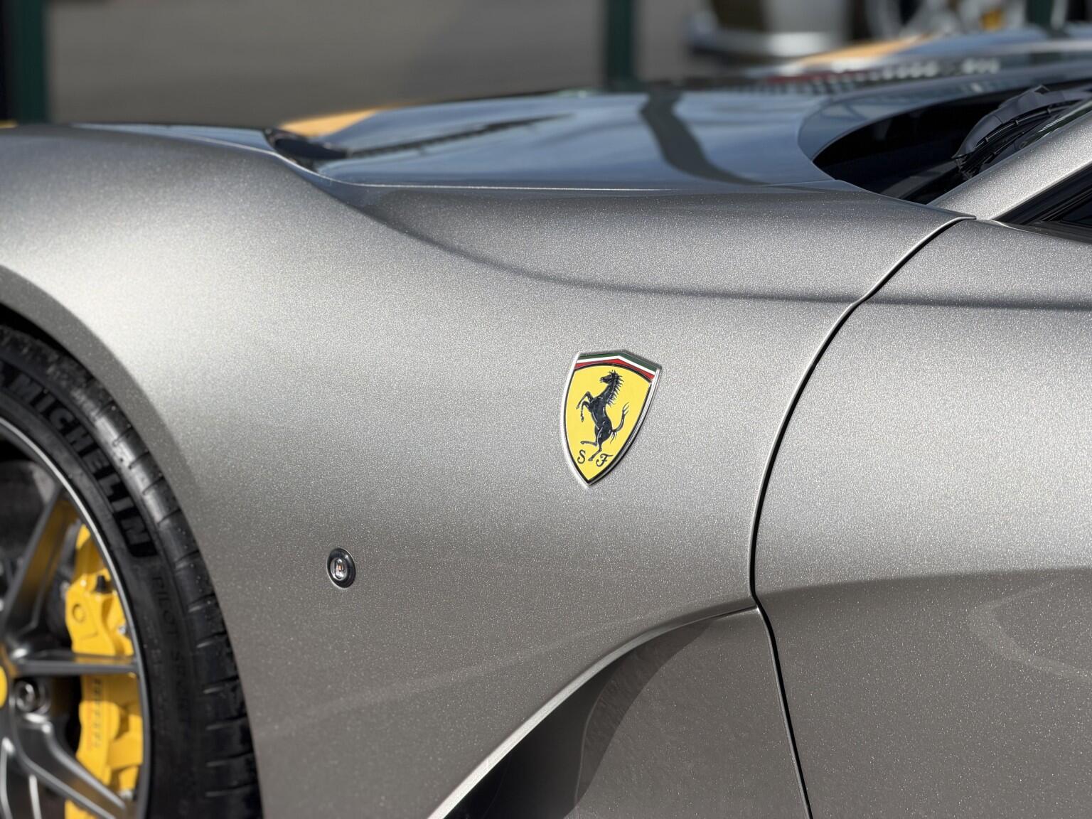 Ferrari 812 view 34