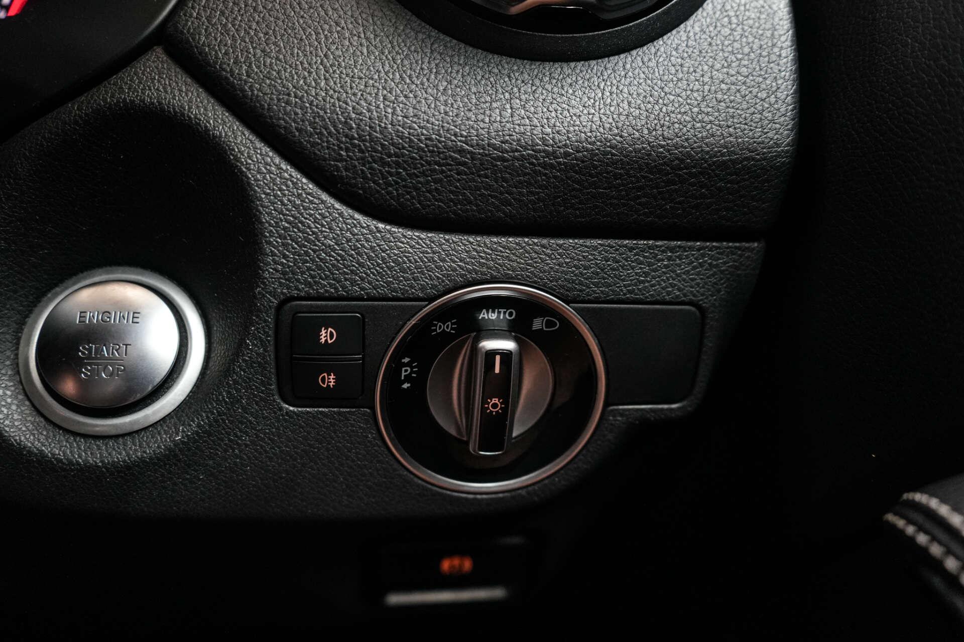 Mercedes-Benz Gla view 39
