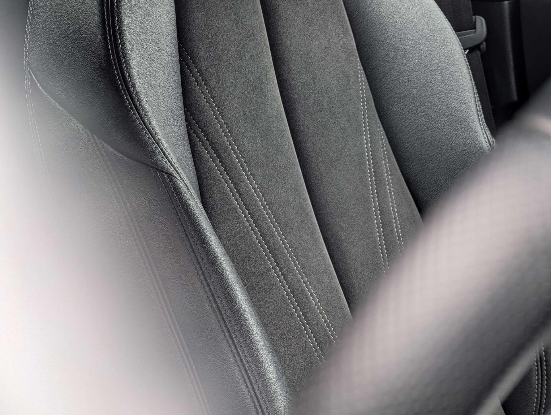 Audi TT view 24